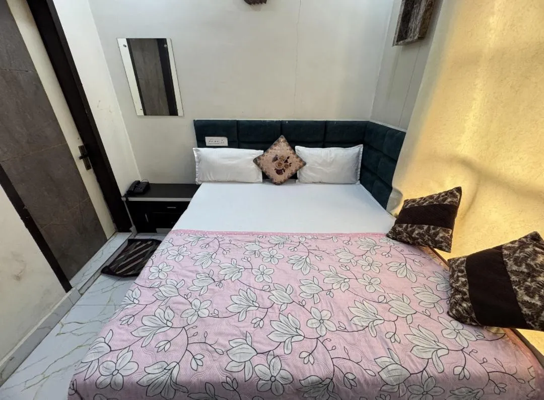 Bedroom, Bed in The Kwality Residency