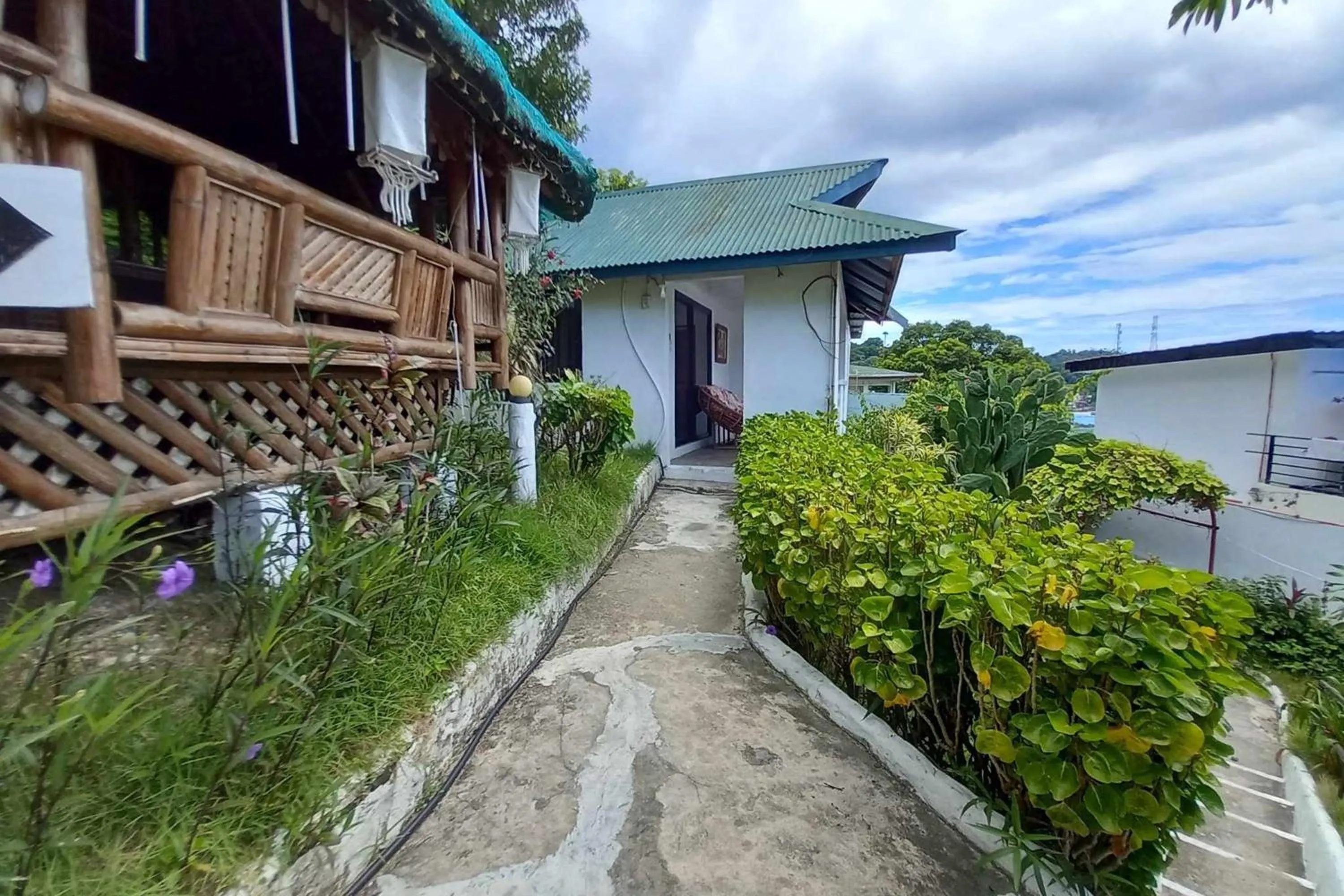 Day in Bellevue Resort Puerto Galera