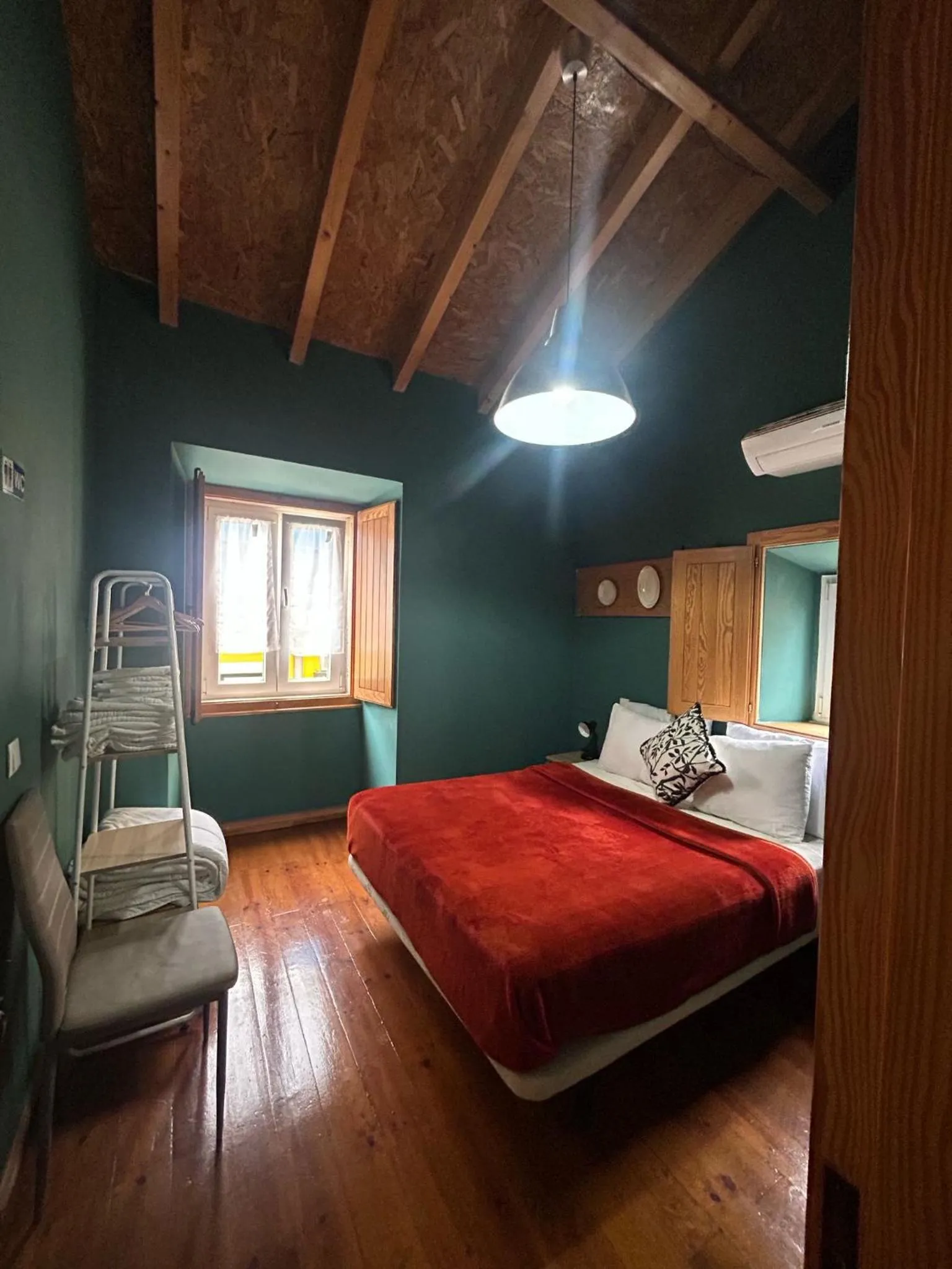 Bedroom, Bed in Sao Jorge Apartments & Suites