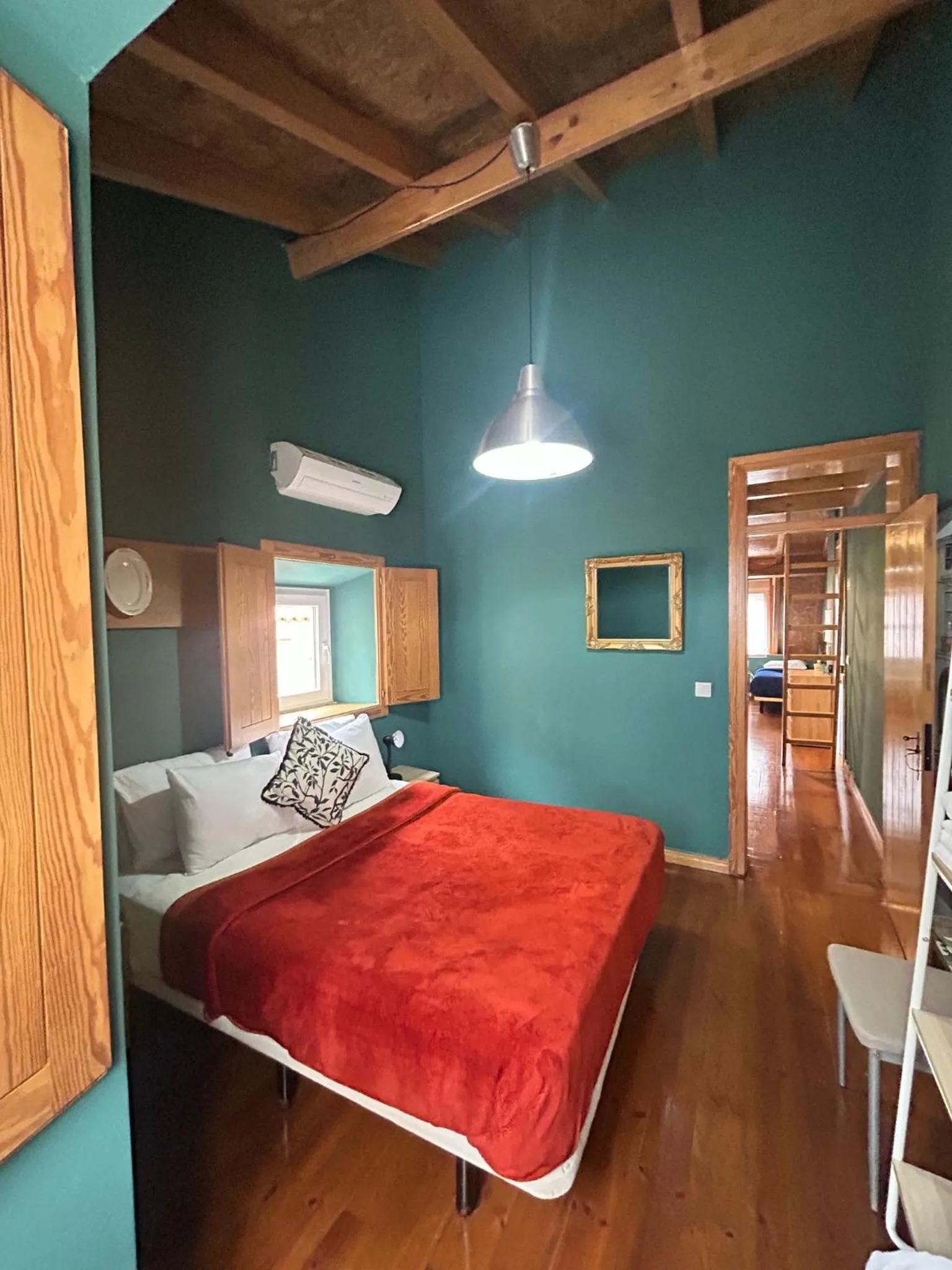 Bedroom, Bed in Sao Jorge Apartments & Suites