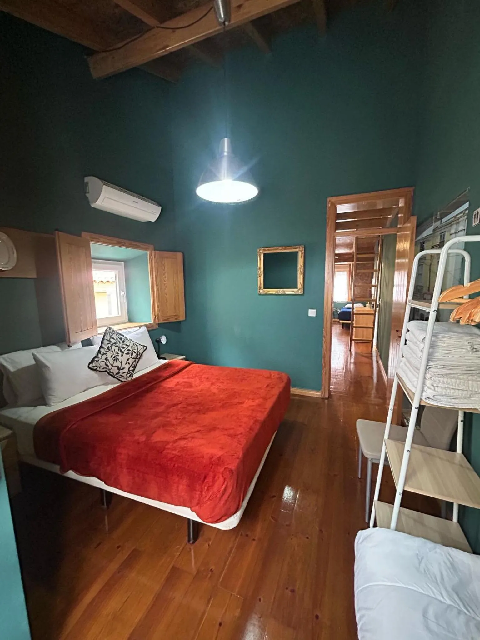 Bedroom, Bed in Sao Jorge Apartments & Suites