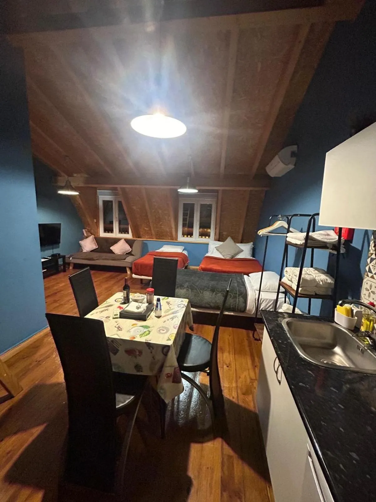 Kitchen or kitchenette in Sao Jorge Apartments & Suites