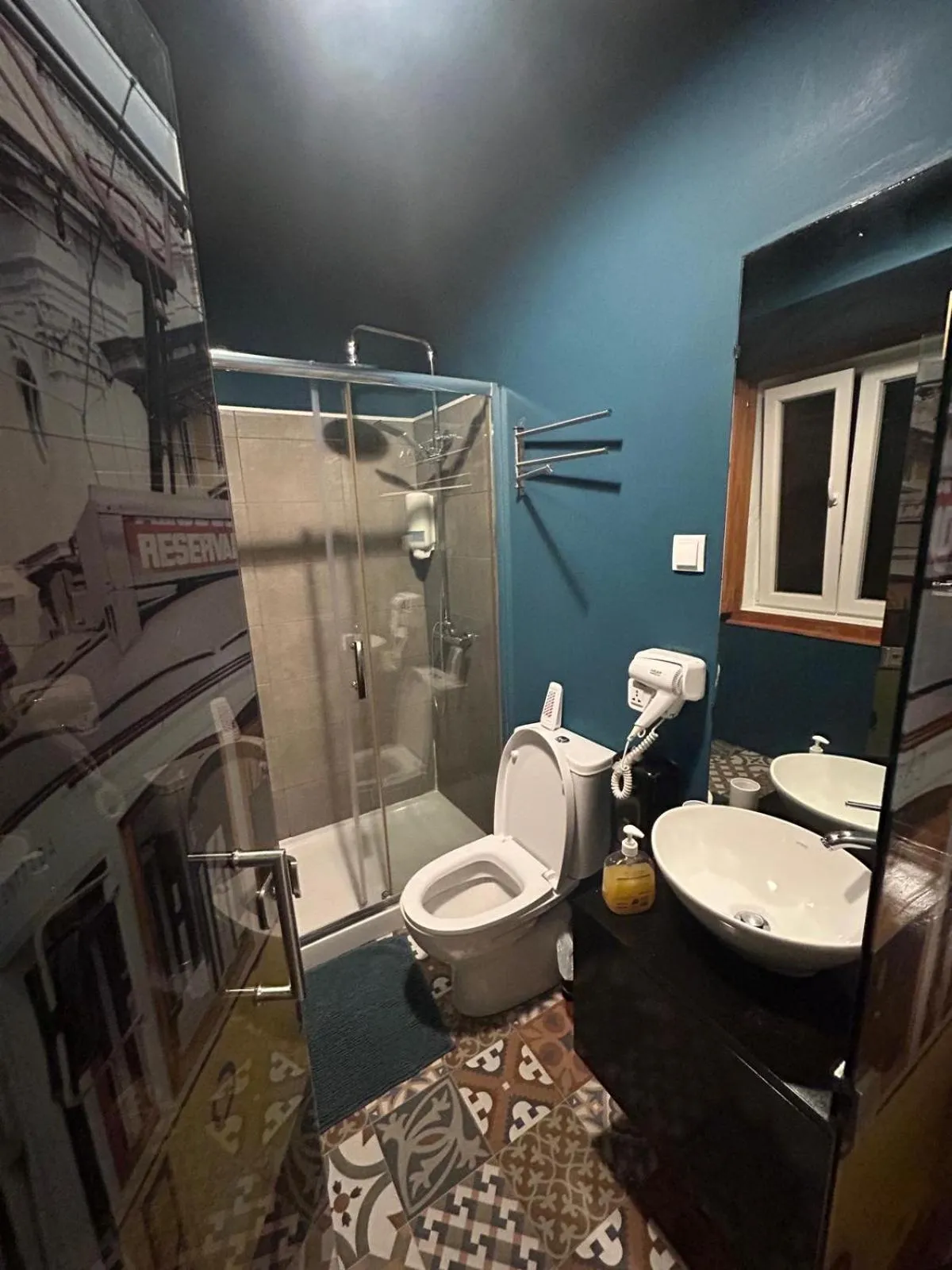 Bathroom in Sao Jorge Apartments & Suites