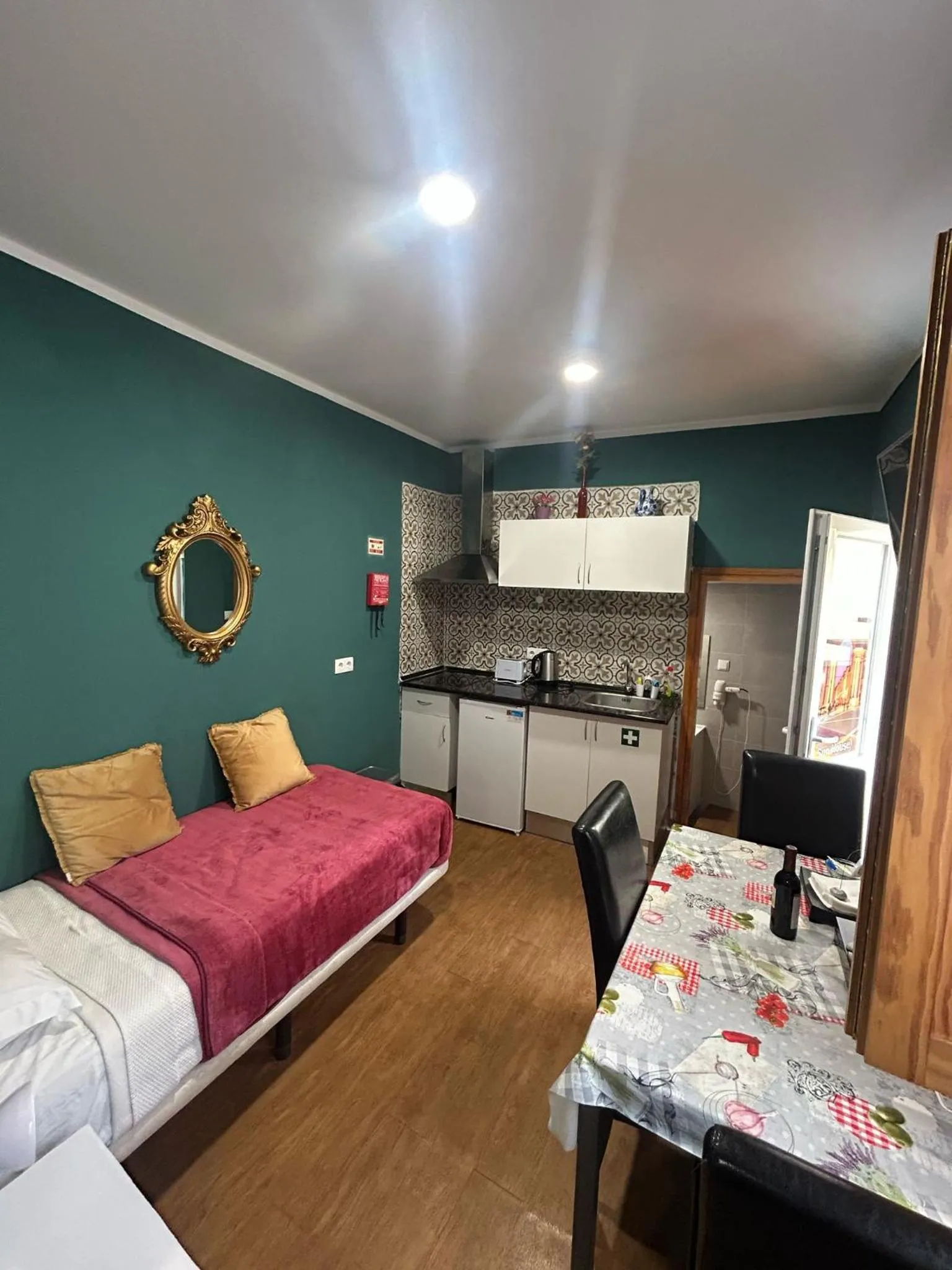 Bed in Sao Jorge Apartments & Suites