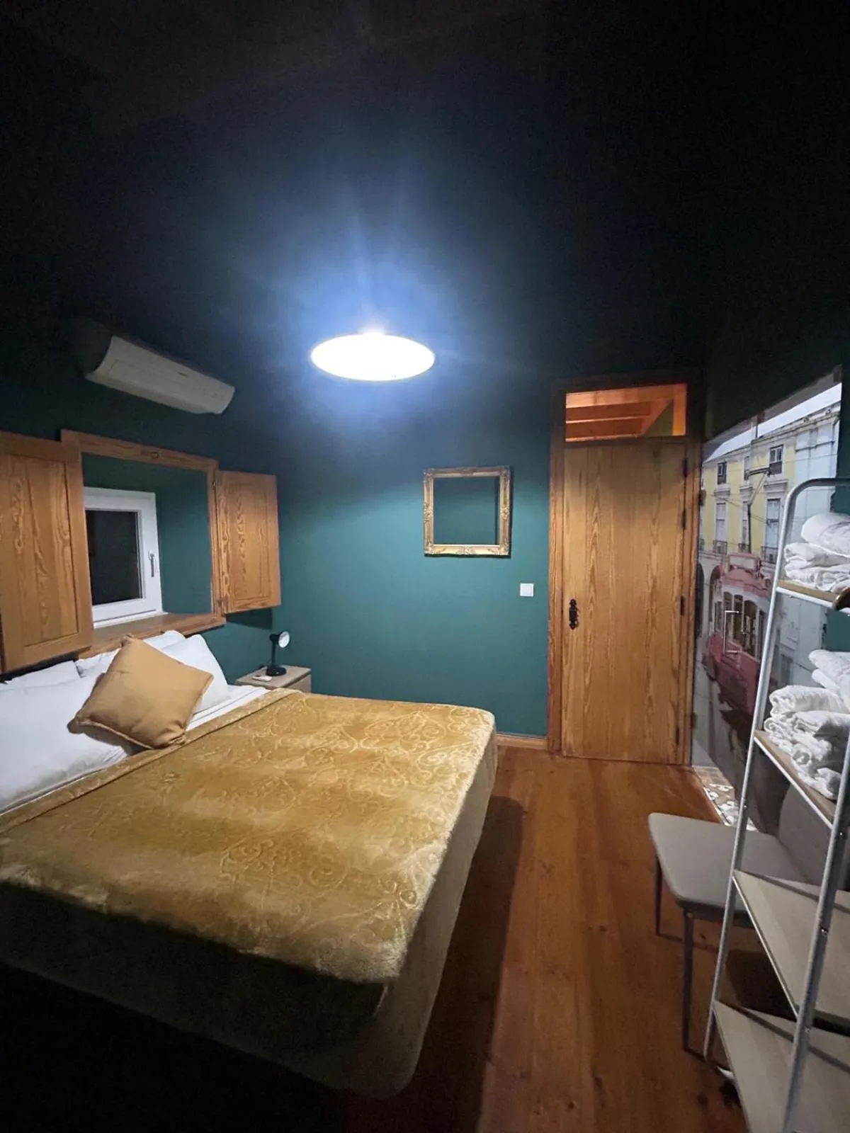 Bedroom, Bed in Sao Jorge Apartments & Suites