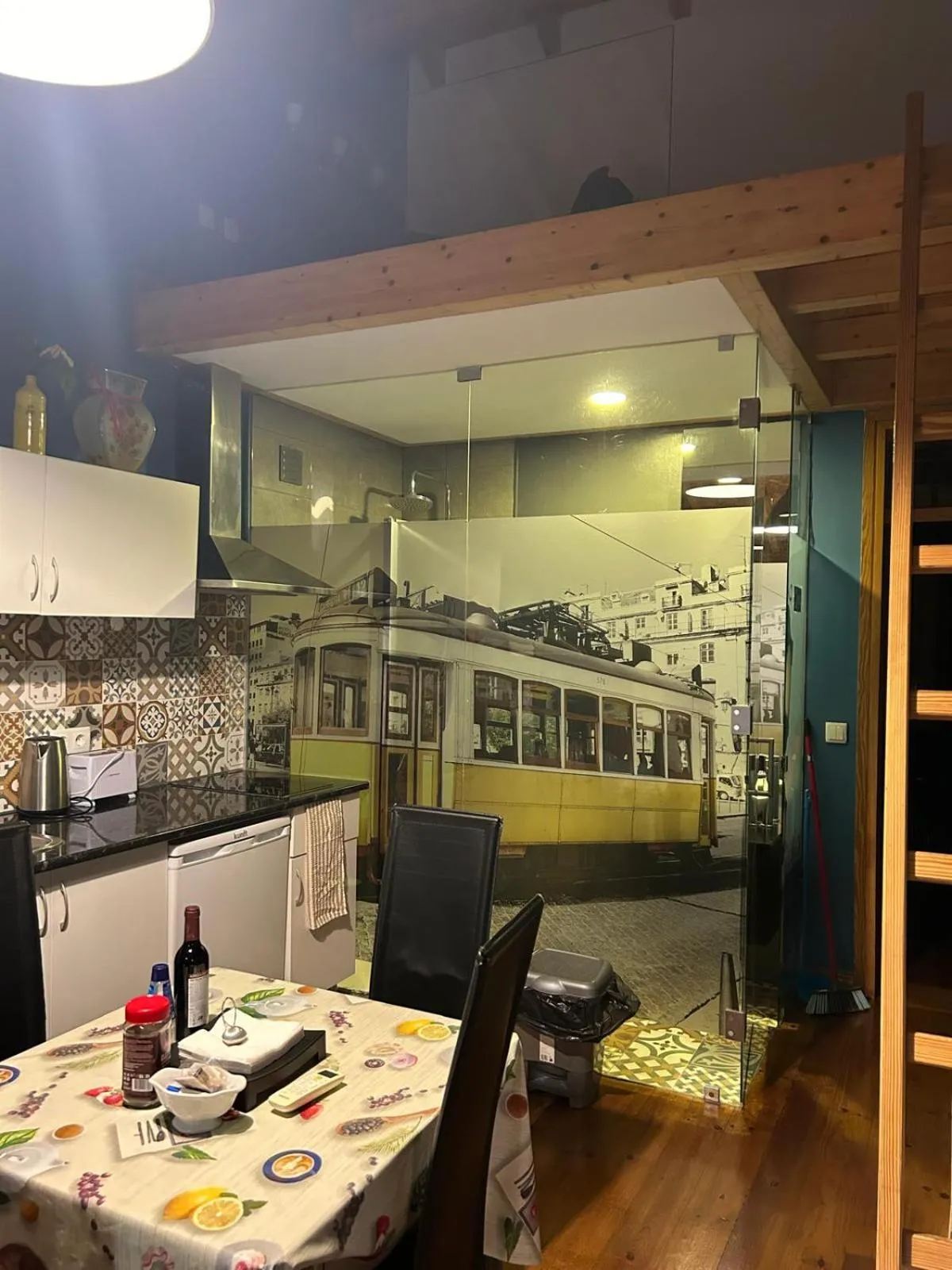 Kitchen or kitchenette in Sao Jorge Apartments & Suites