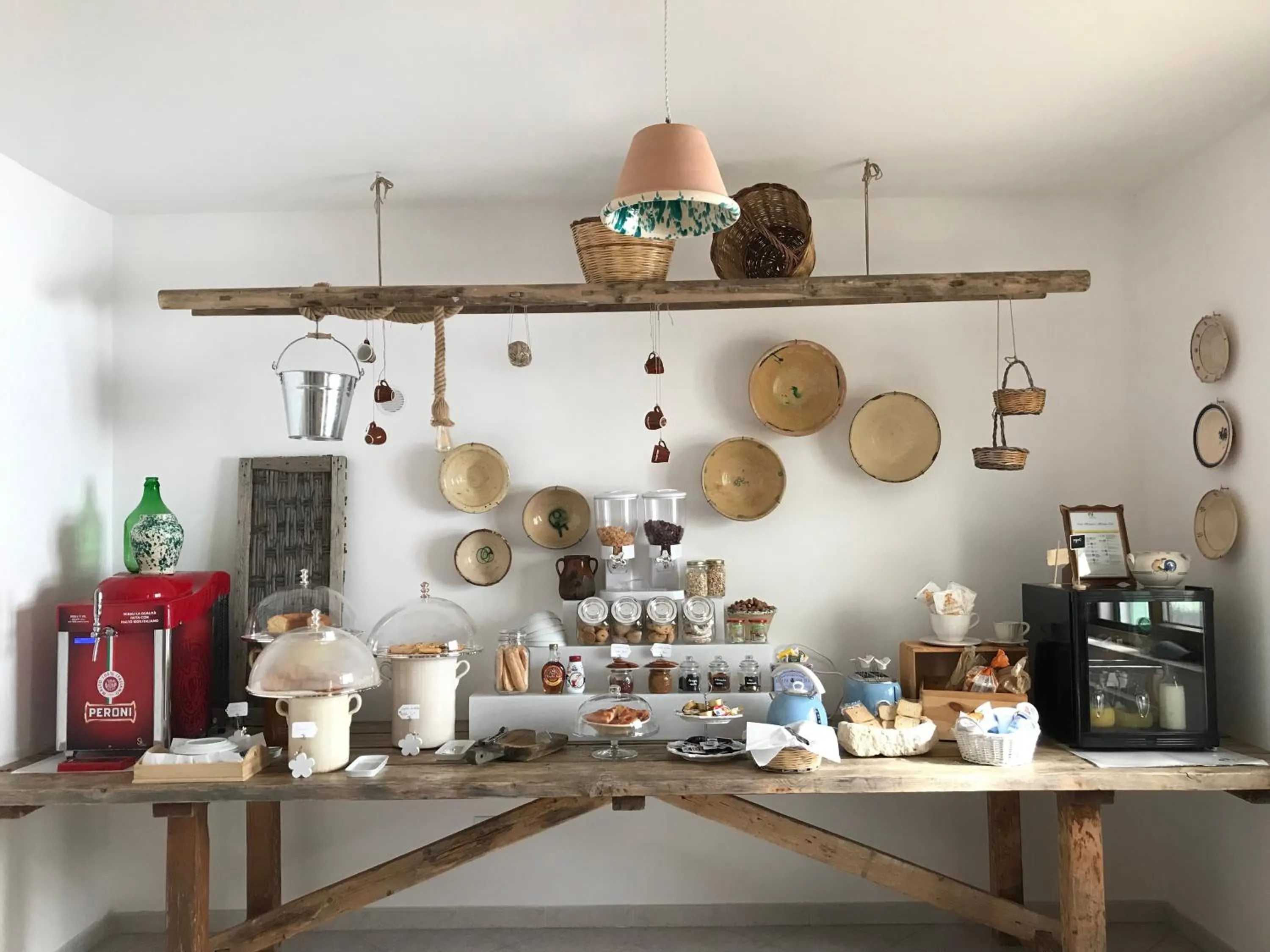 Buffet breakfast in Aria di Casa Country Resort