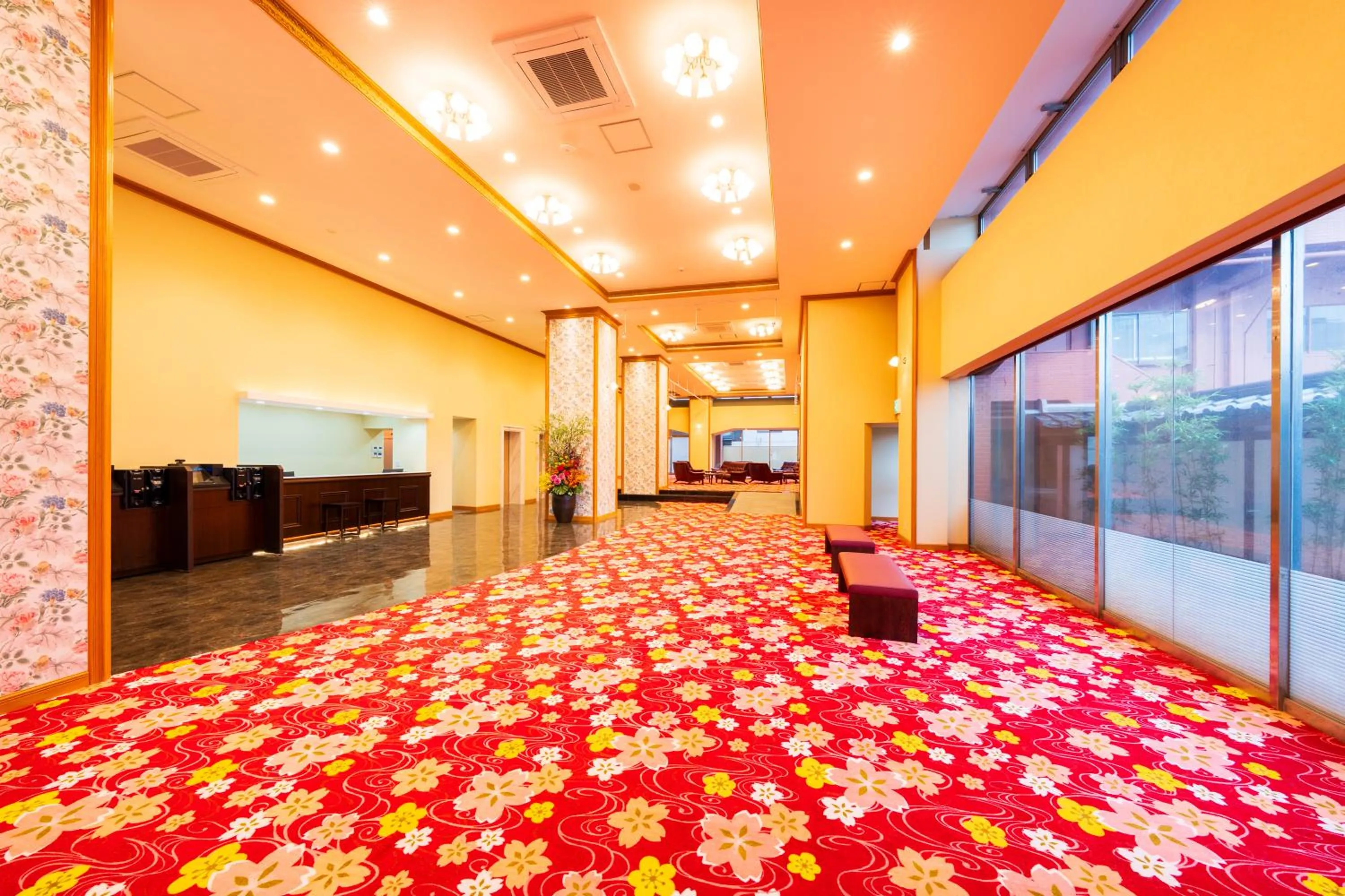 Lobby or reception in BeppuOnsen Hotel Sansenkaku