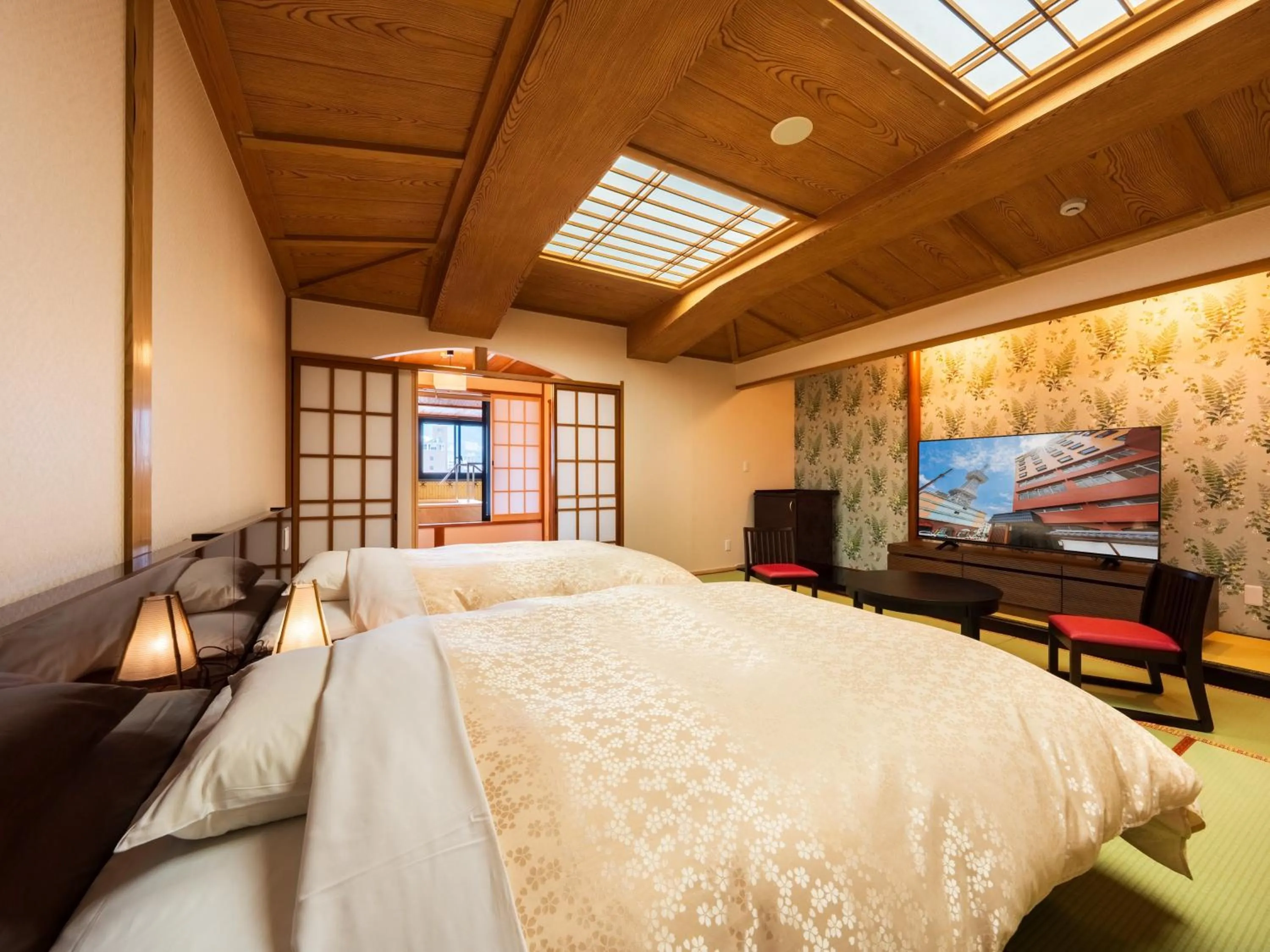Photo of the whole room, Bed in BeppuOnsen Hotel Sansenkaku