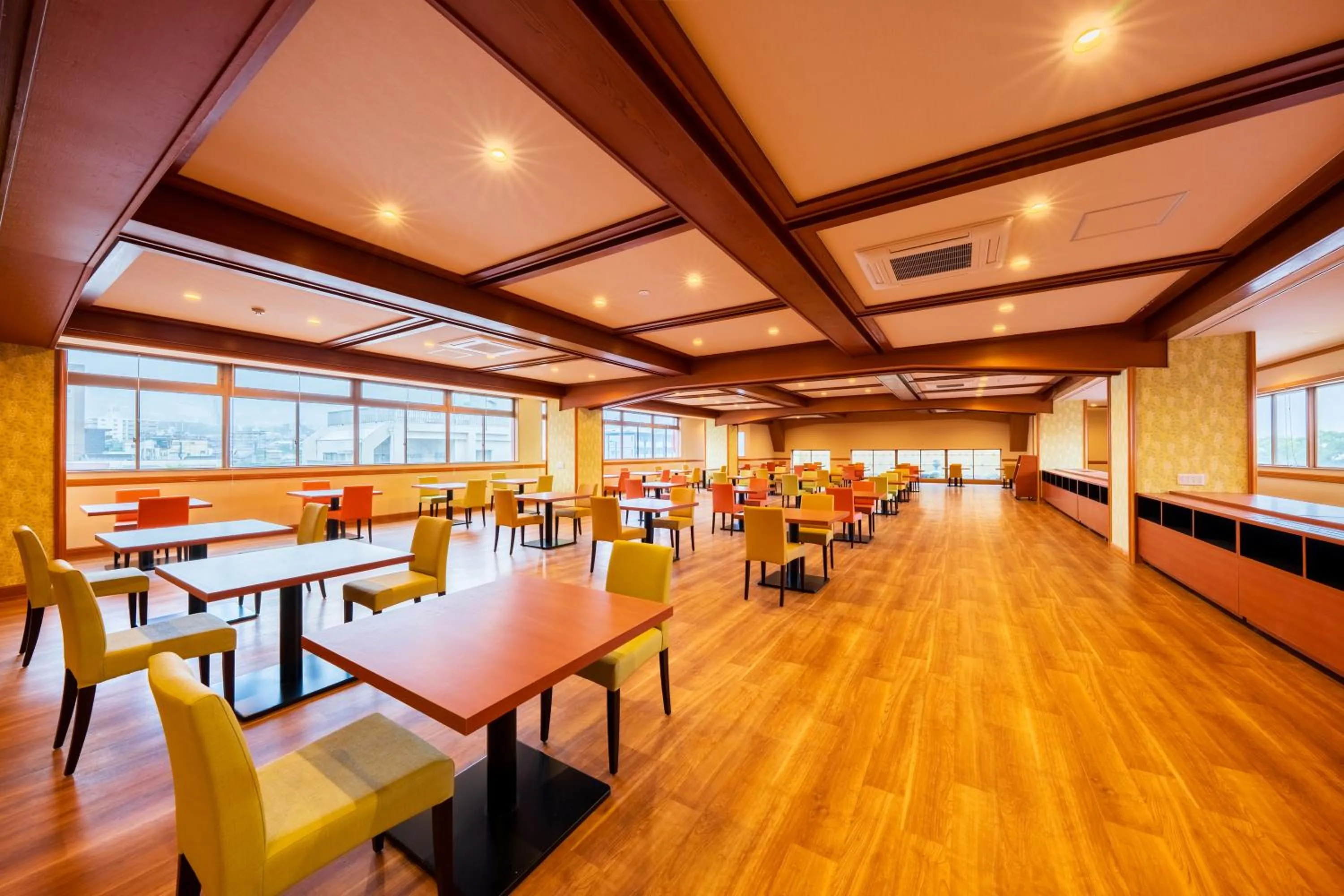 Restaurant/places to eat in BeppuOnsen Hotel Sansenkaku