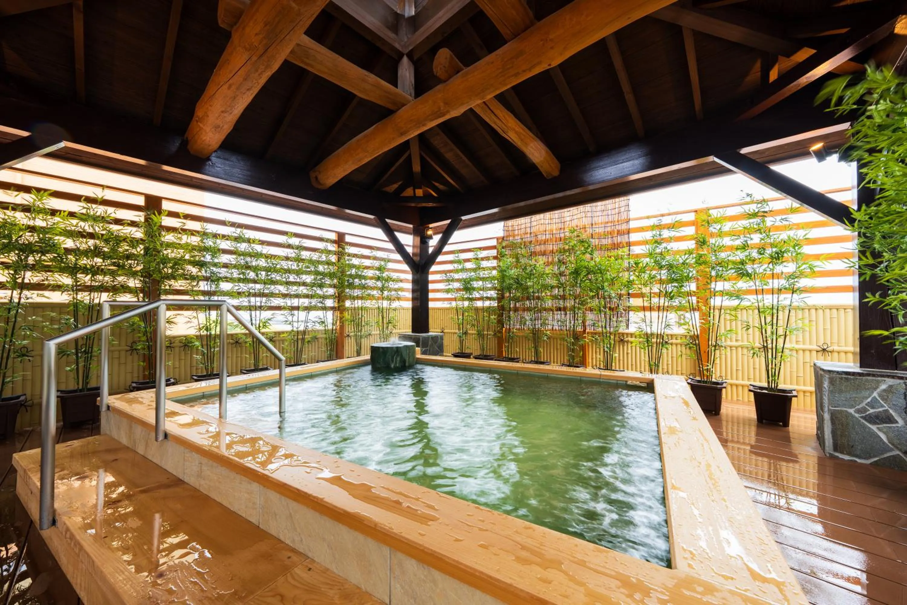 Hot Spring Bath in BeppuOnsen Hotel Sansenkaku