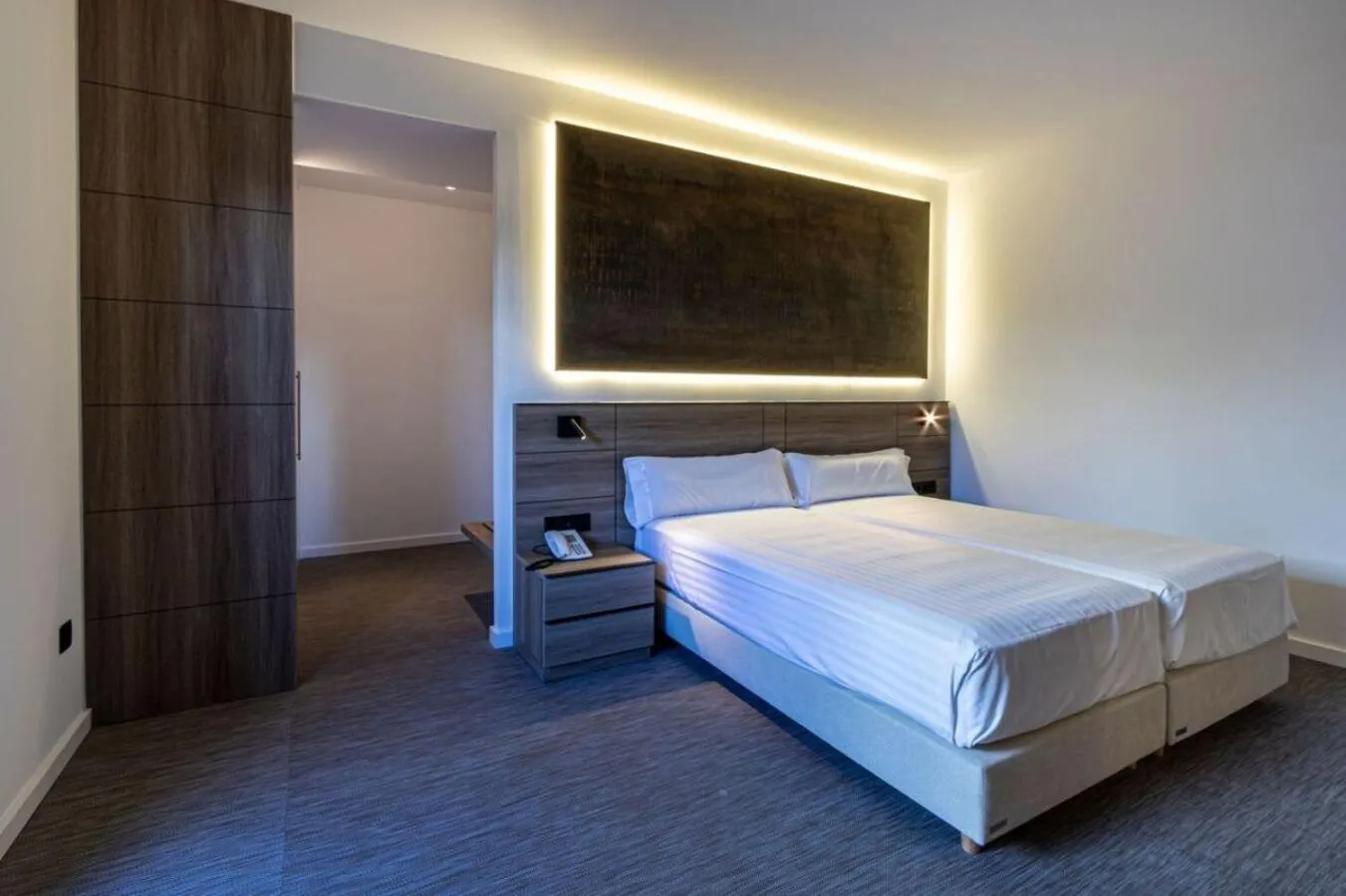 Photo of the whole room, Bed in Hotel Inffinit Sanxenxo