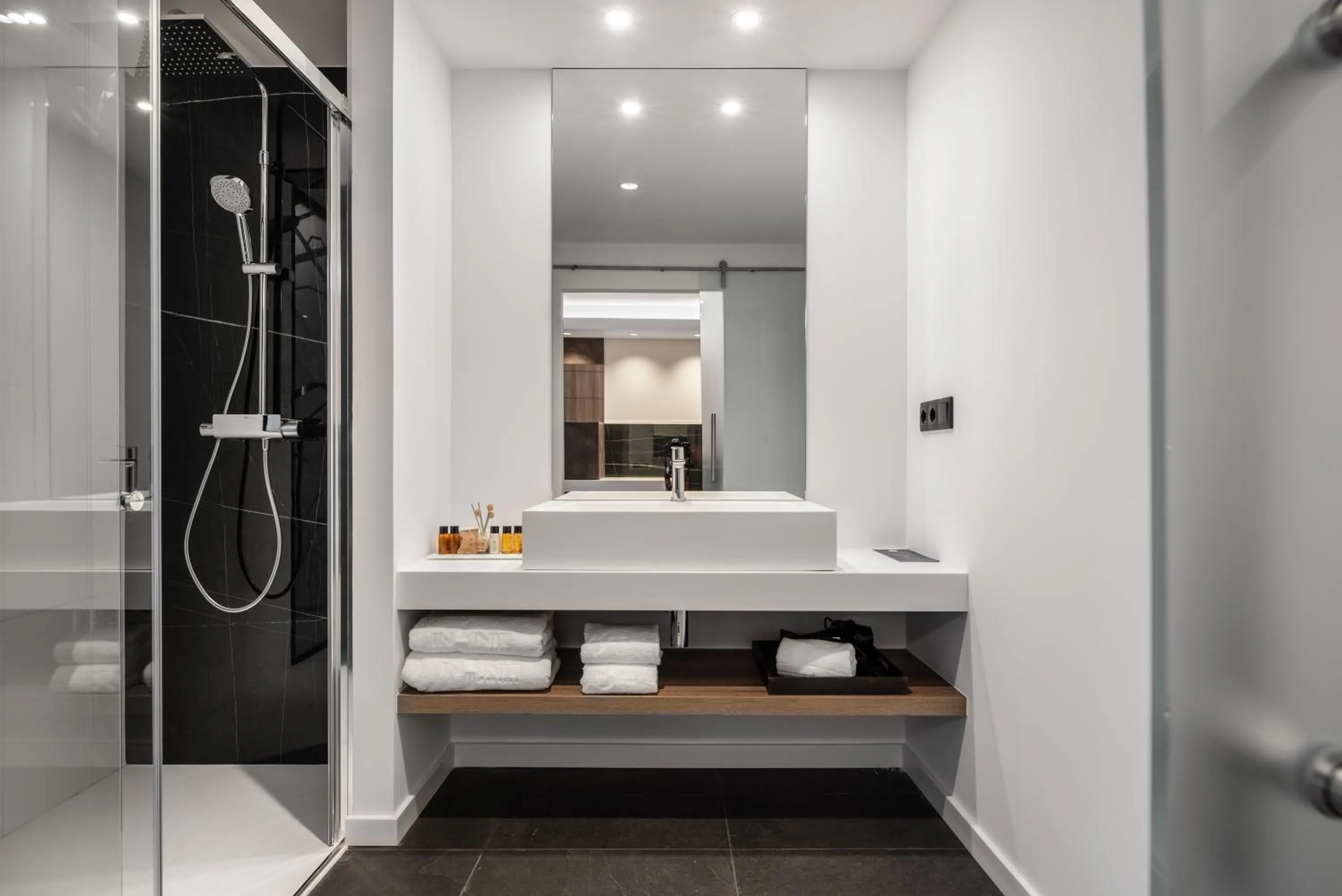 Shower in Hotel Inffinit Sanxenxo