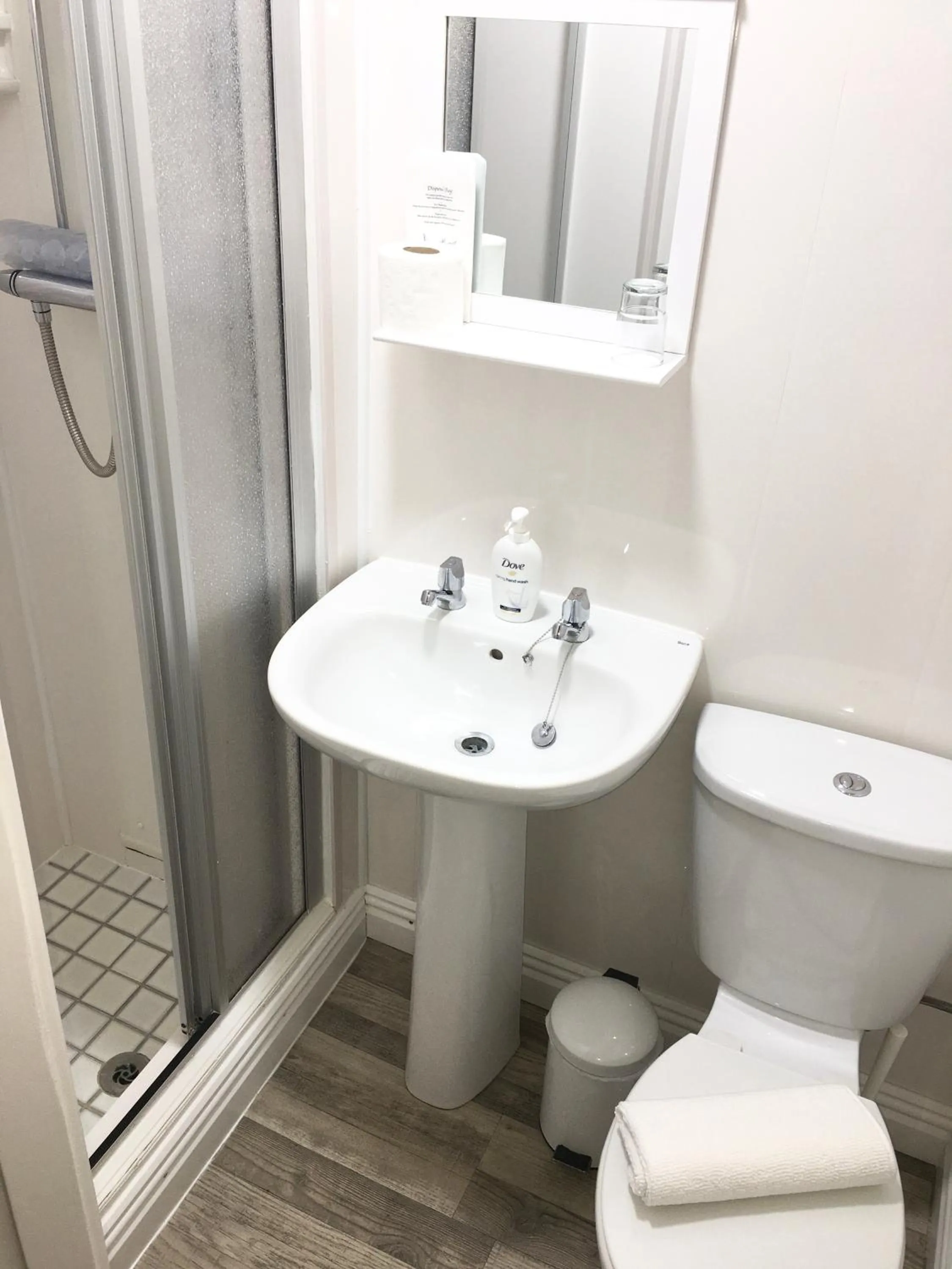 Bathroom in Chadberry House Hotel