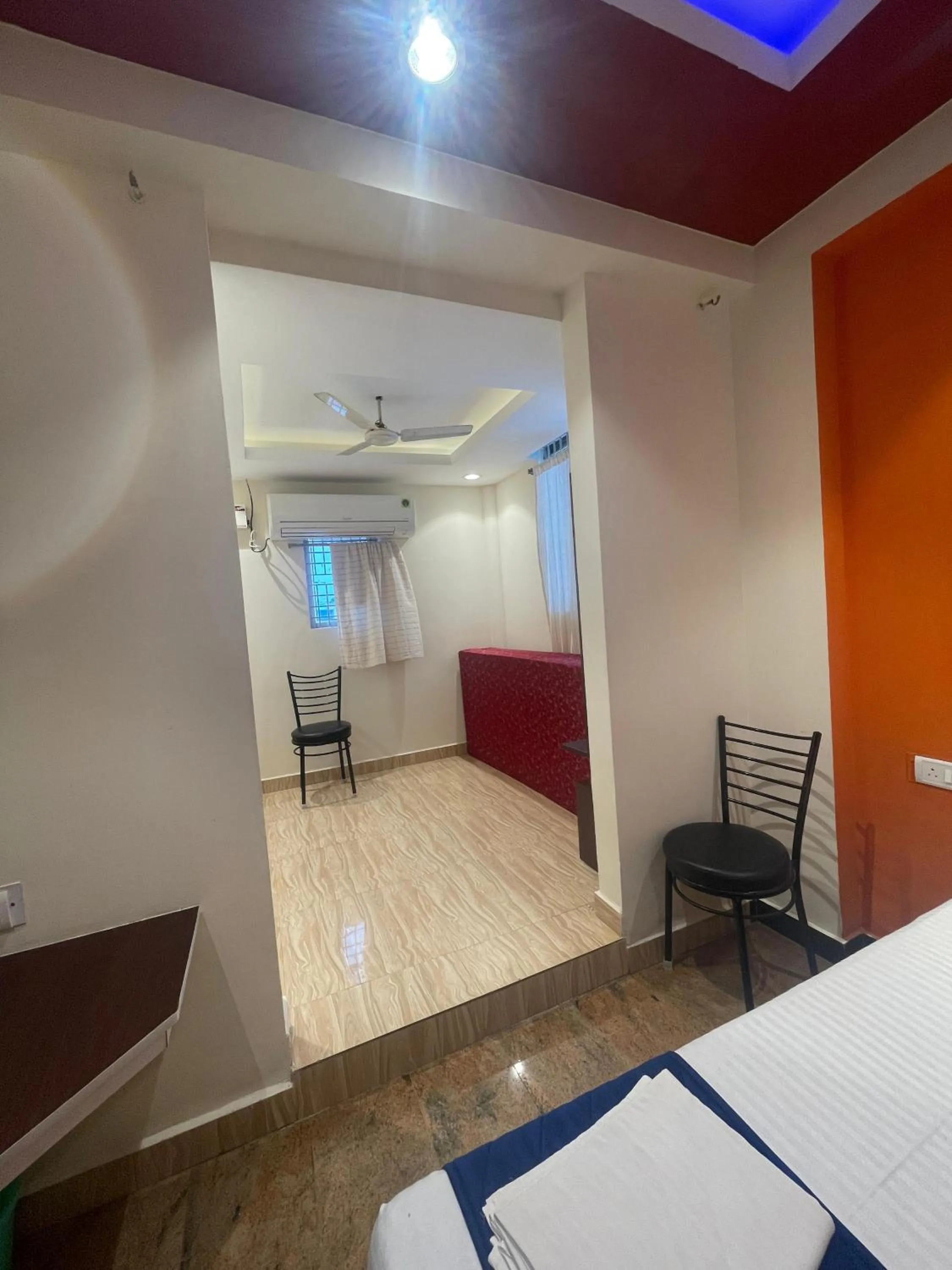 Photo of the whole room, Bed in AKG Lodge