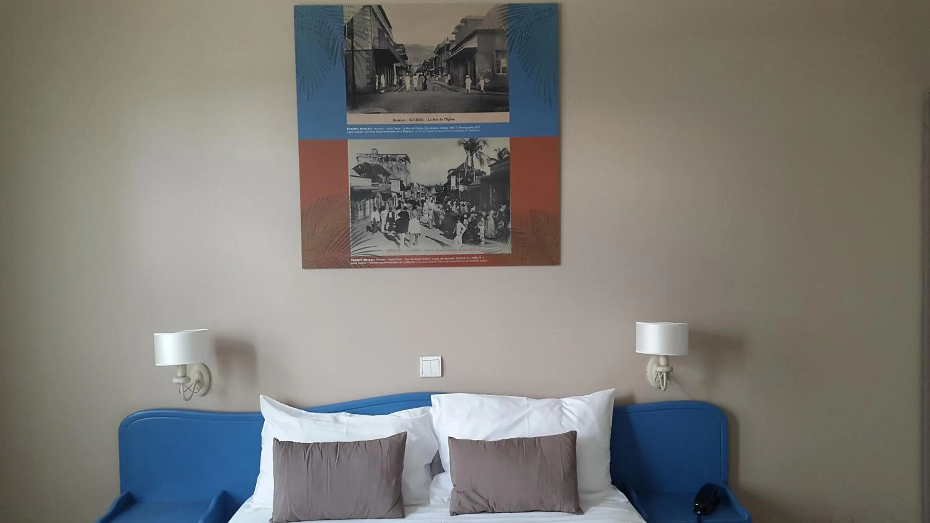 Bedroom, Bed in Hotel Austral by Exsel