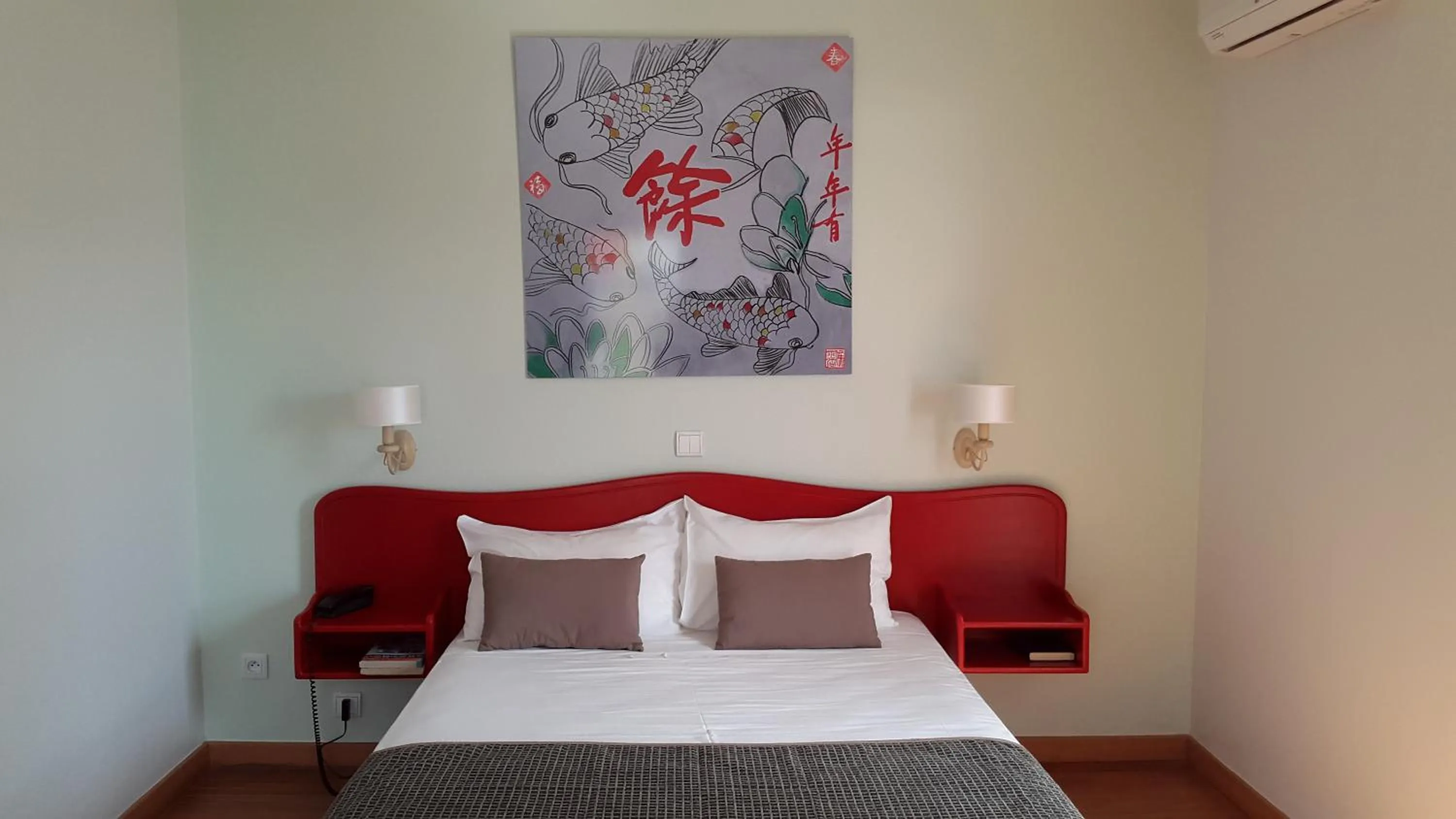 Bedroom, Bed in Hotel Austral by Exsel