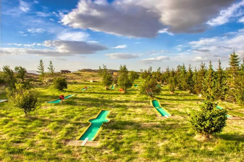 Minigolf in Fossatun Camping Pods & Cottages - Sleeping Bag Accommodation