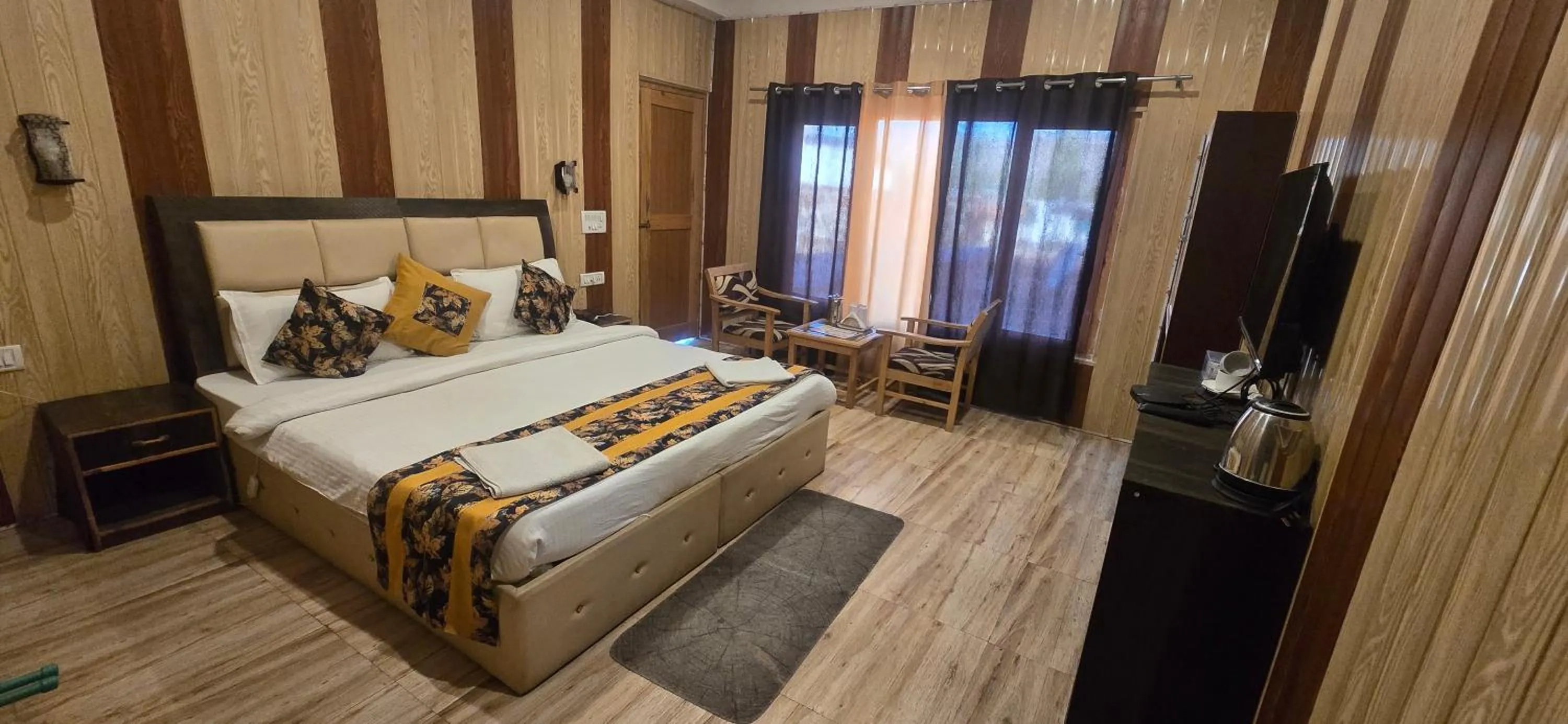 Bed in The White Yak Hotel