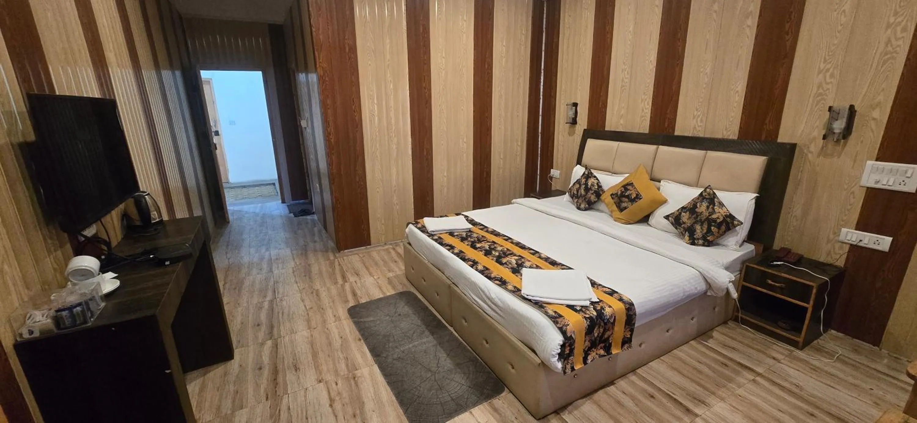 Bed in The White Yak Hotel