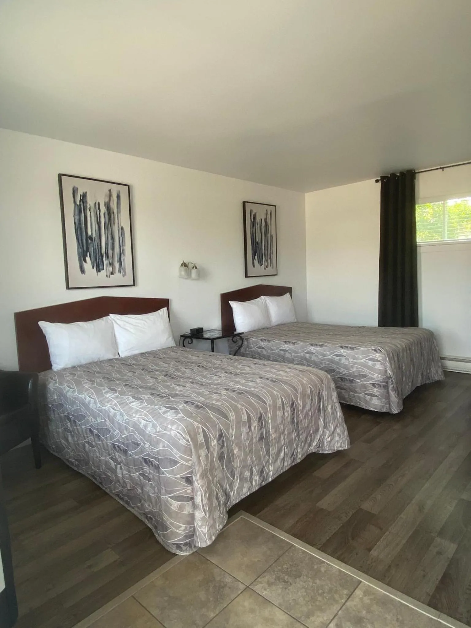 Bed in Motel Centre-Ville