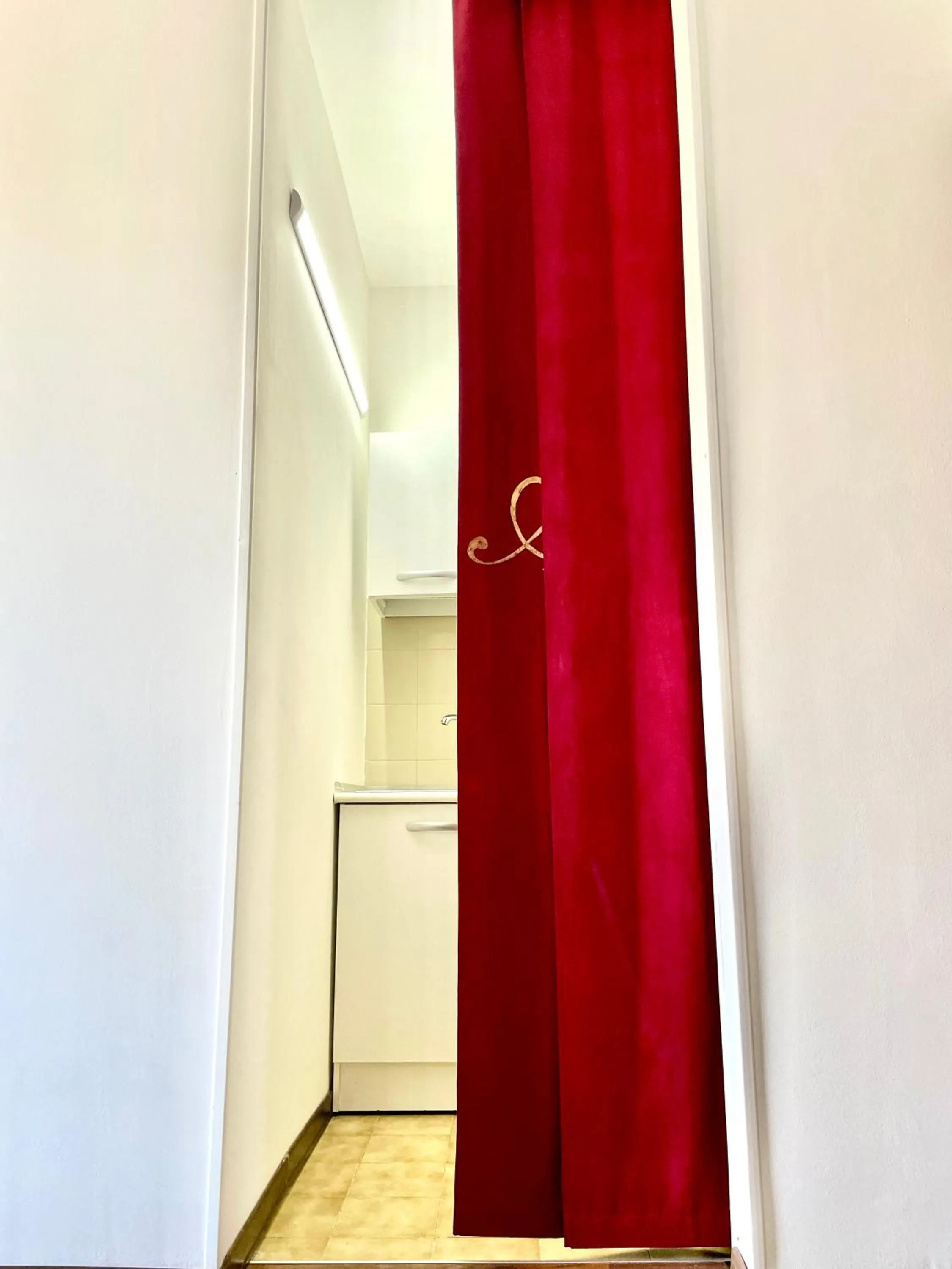 Kitchen or kitchenette in Lo Scrigno B&B