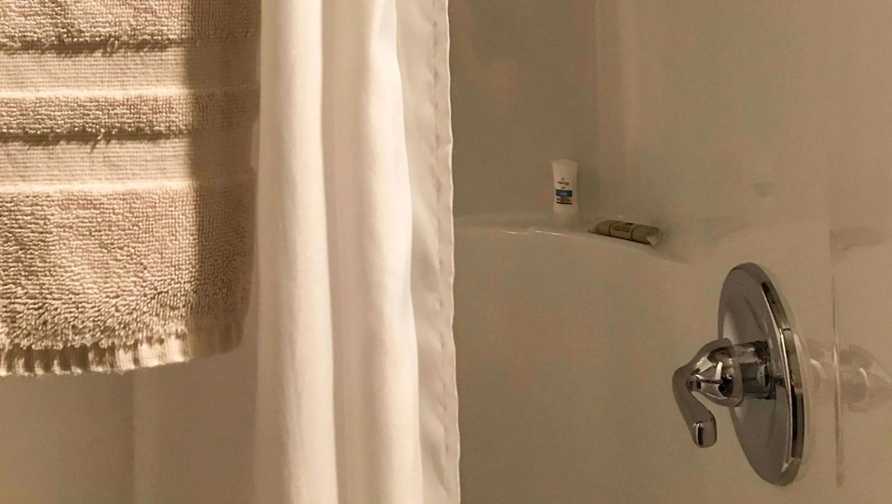 Bathroom in Dodge Peak Lodge