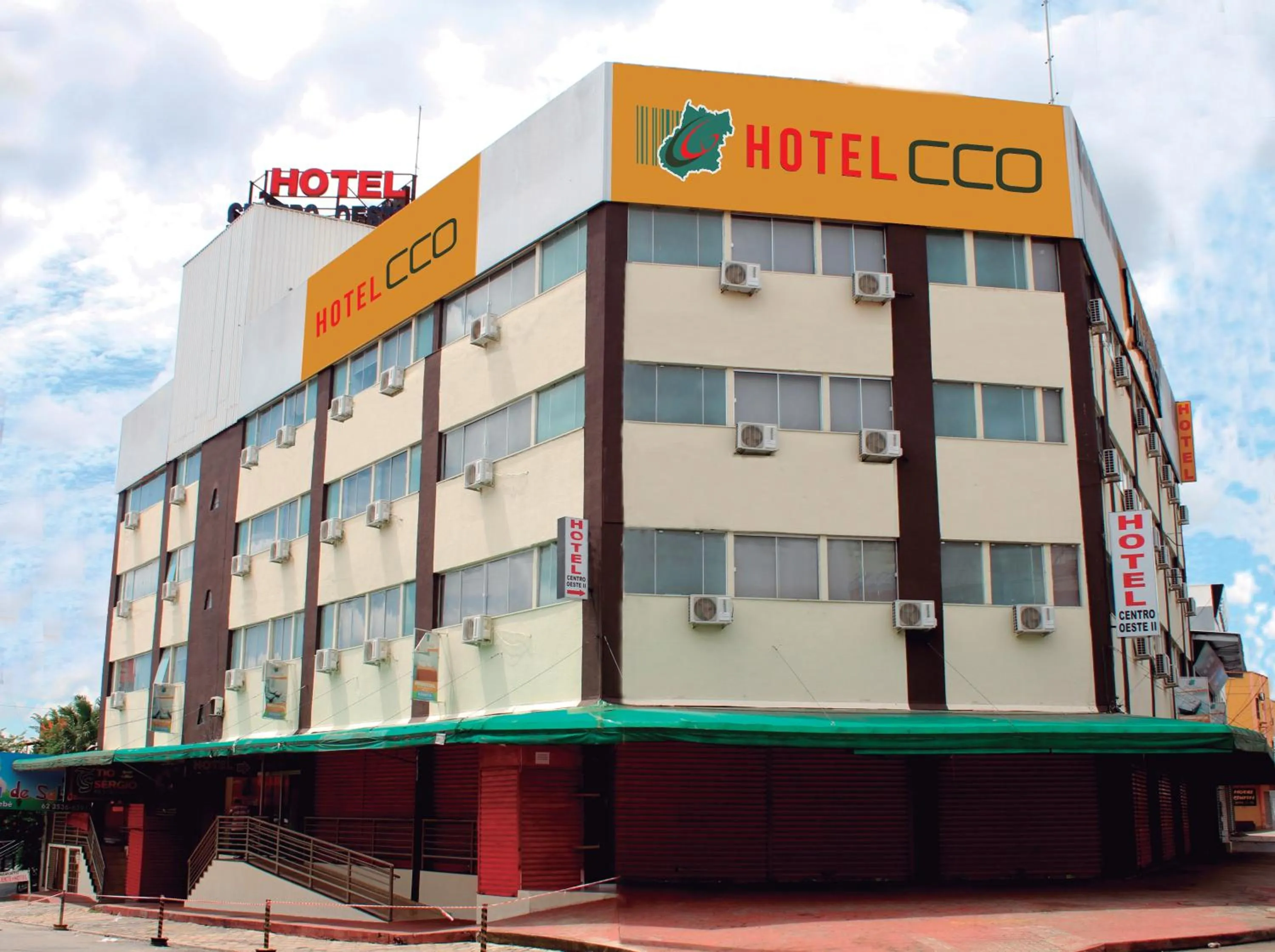 Facade/entrance in Hotel Cco Goiânia