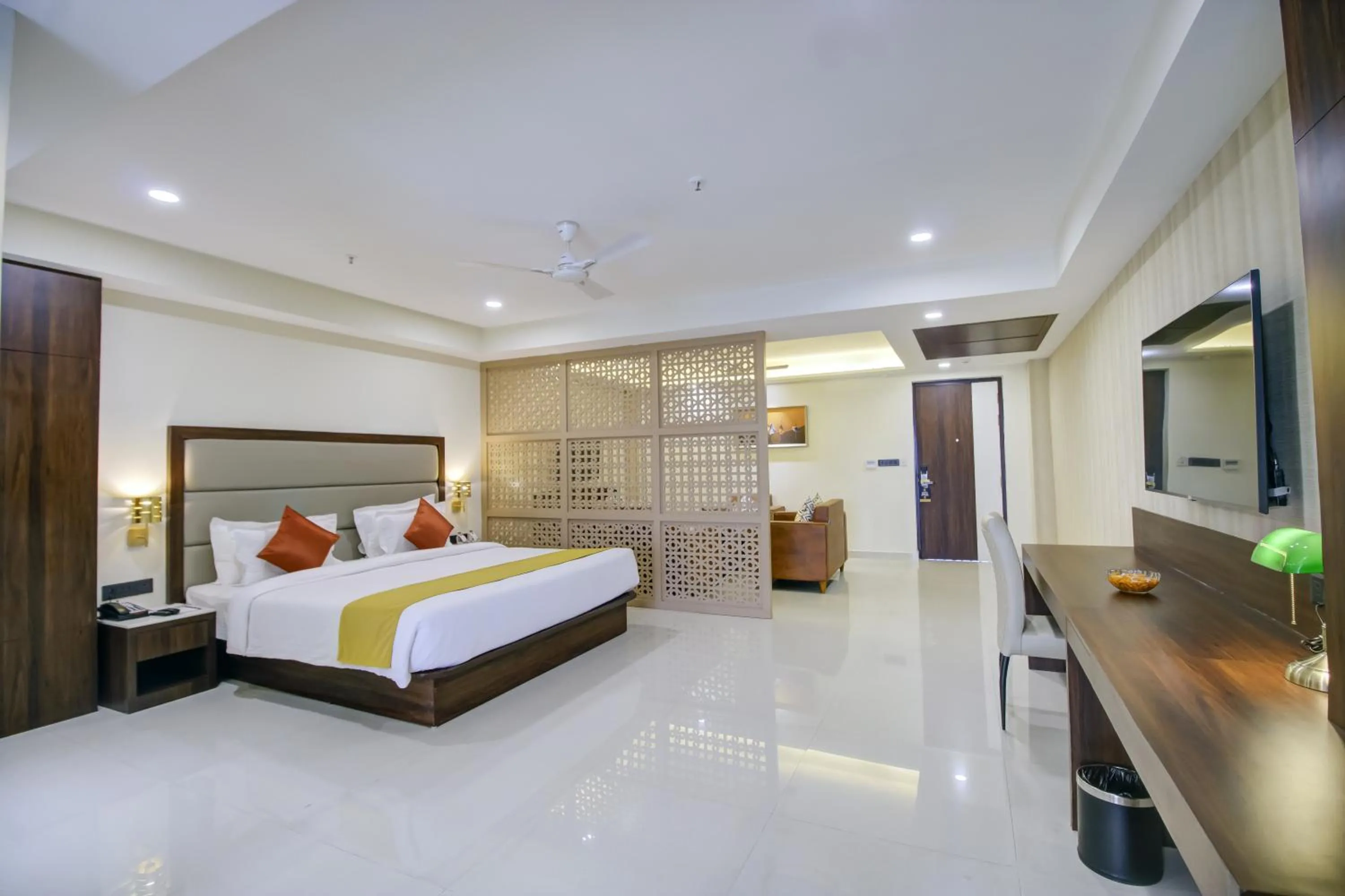Bedroom, Bed in The Bindal Hotel