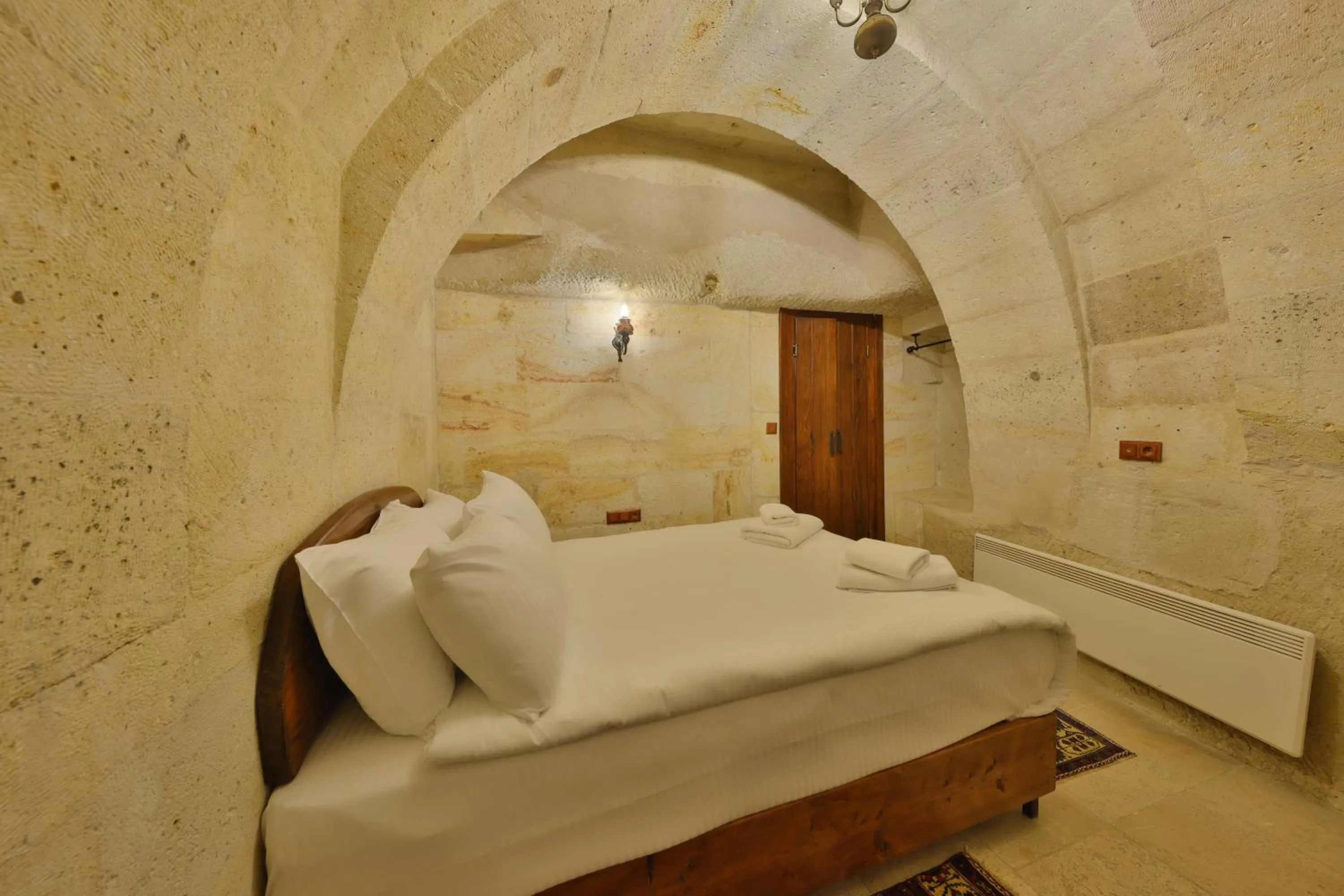 Bed in Nora Cave Hotel