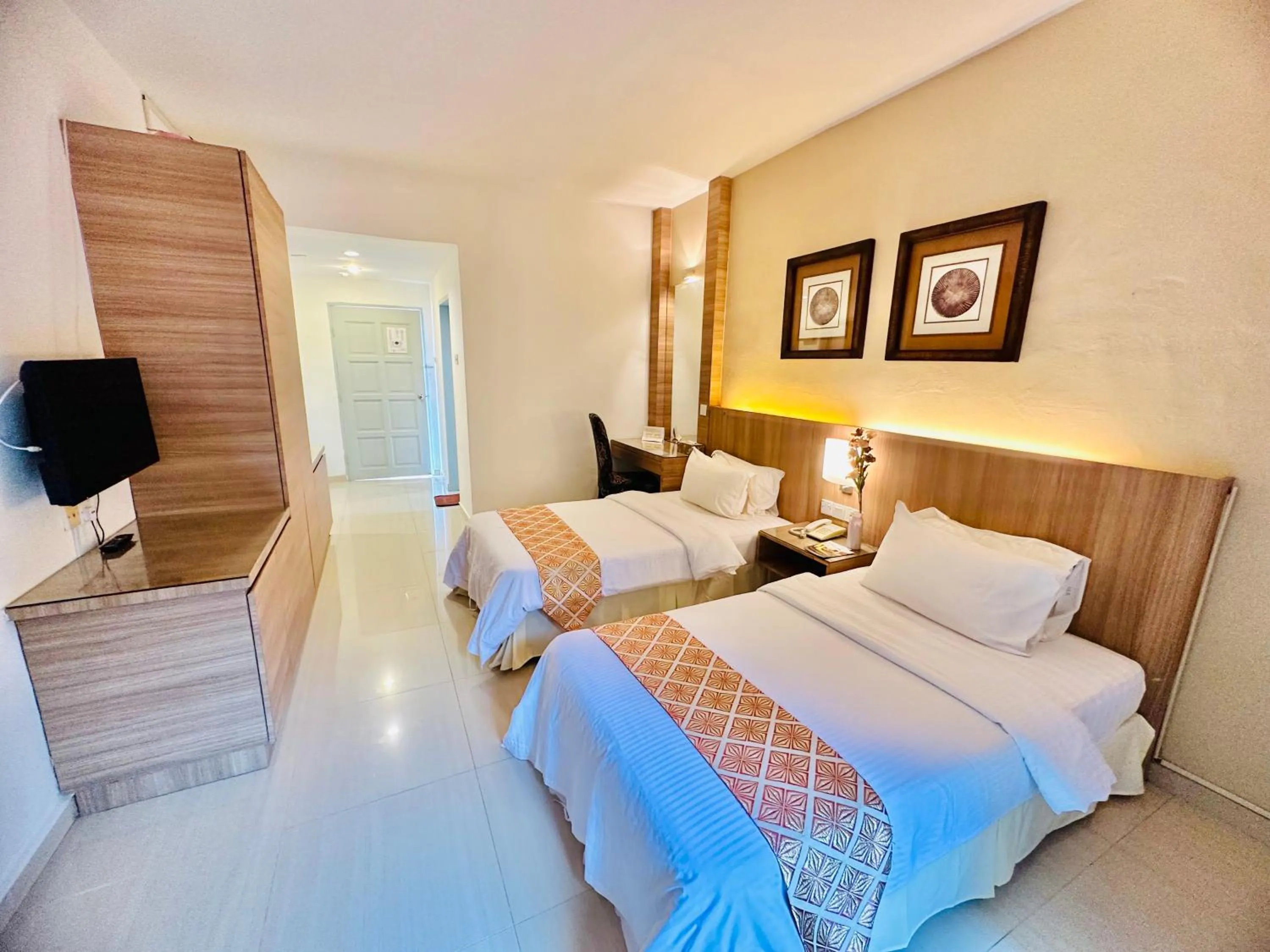 Bedroom, Bed in Rompin Beach Resorts