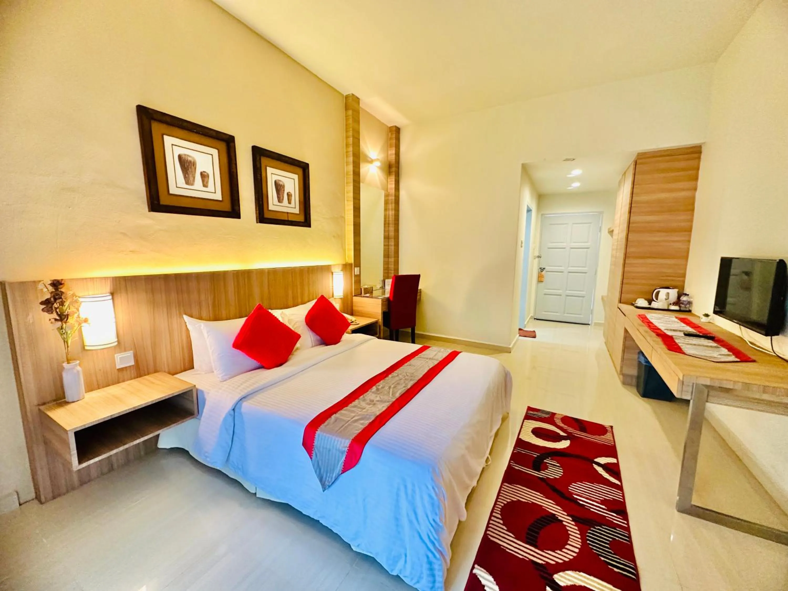 Bed in Rompin Beach Resorts