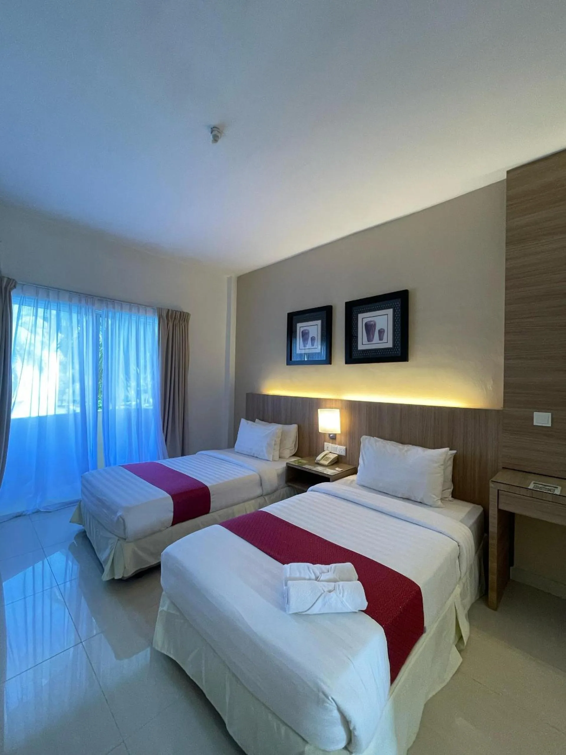 Bed in Rompin Beach Resorts