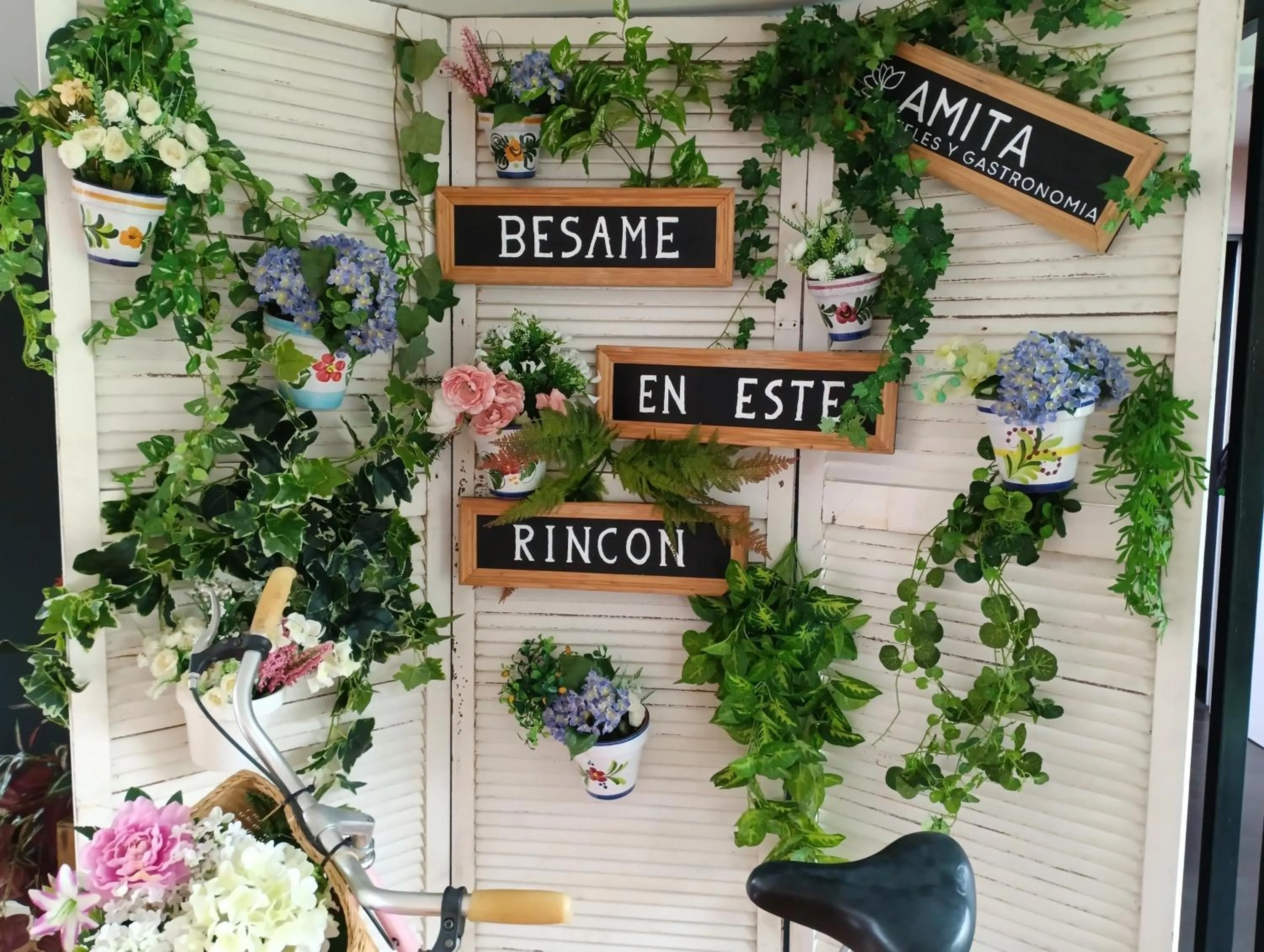 Dining area in Hotel Playa Ribera