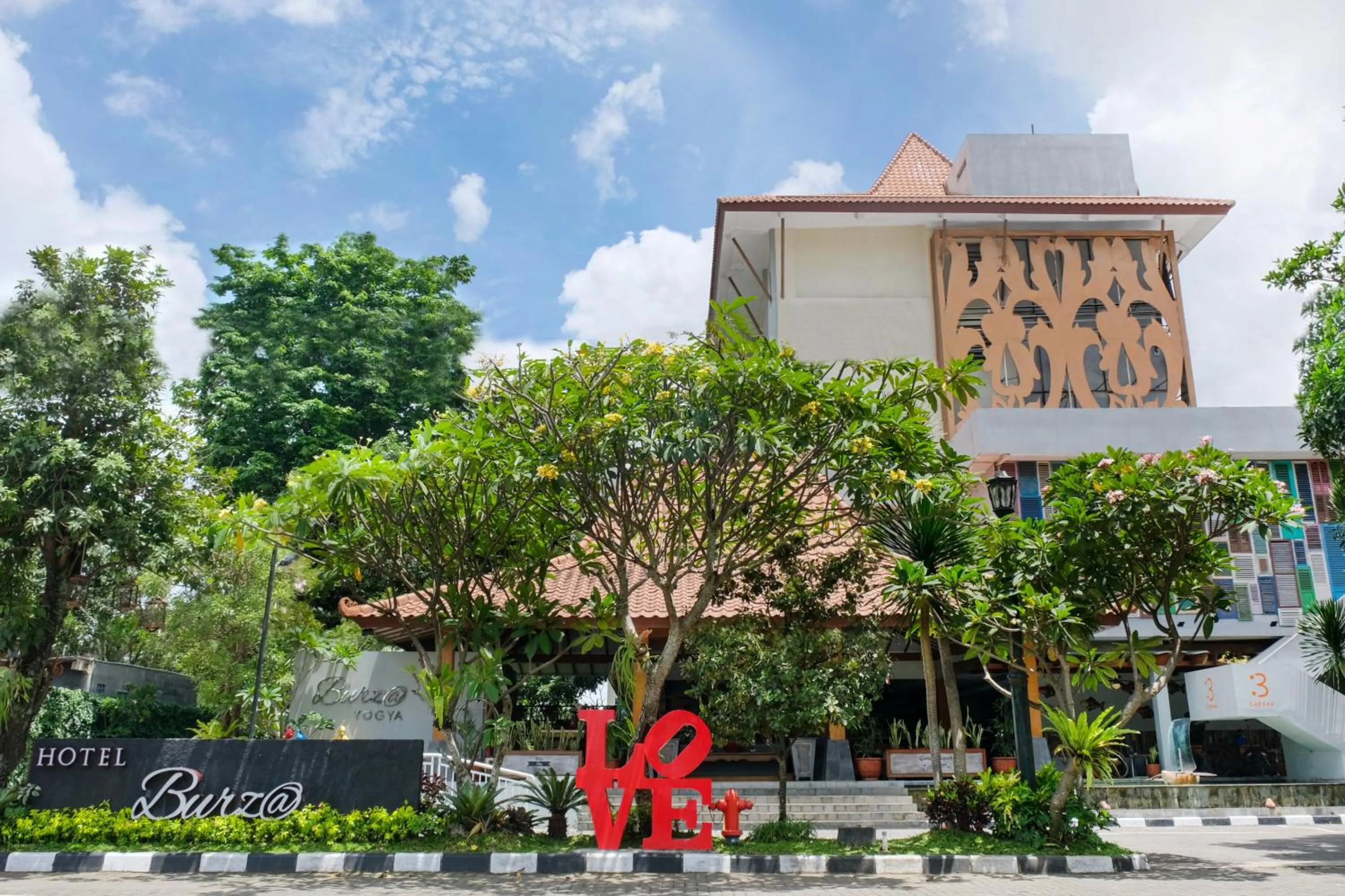 Property building in Burza Hotel Yogyakarta