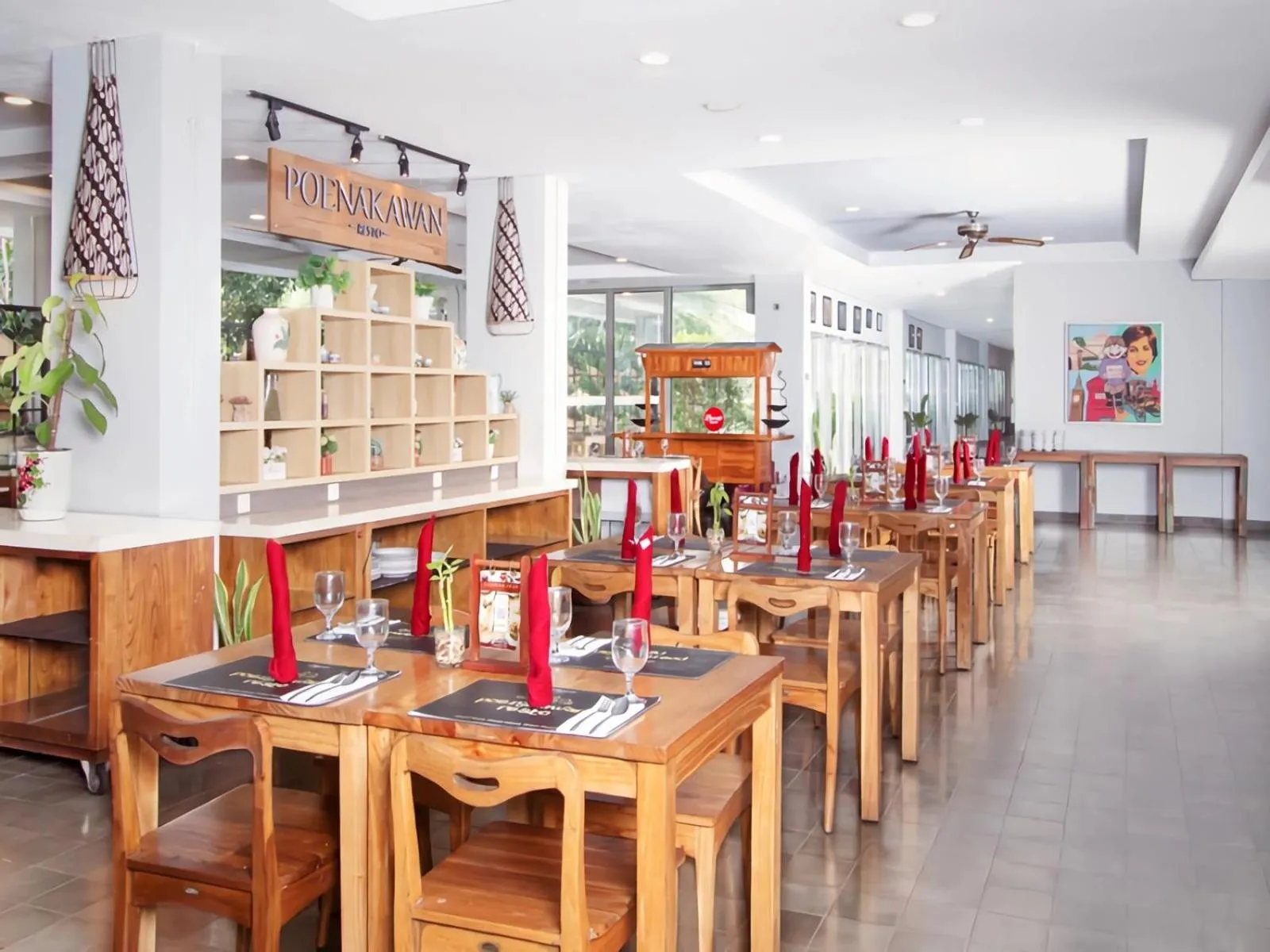 Restaurant/places to eat in Burza Hotel Yogyakarta