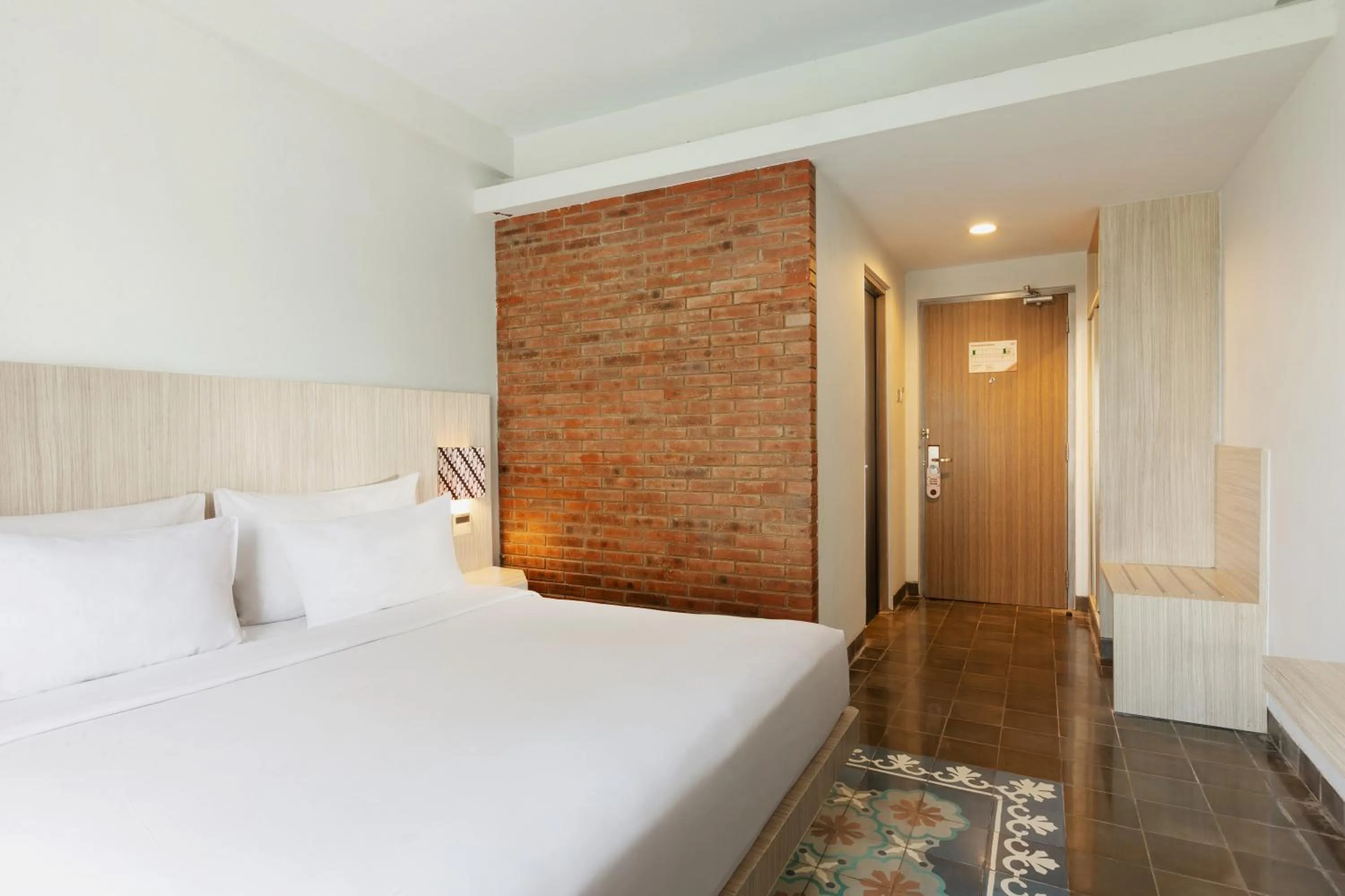 Bed in Burza Hotel Yogyakarta