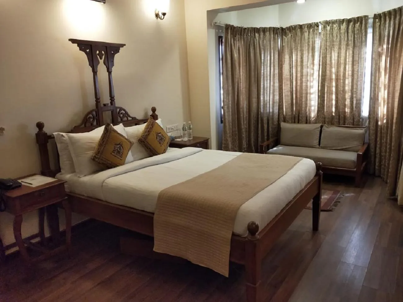 Bedroom, Bed in WelcomHeritage Mani Mansion