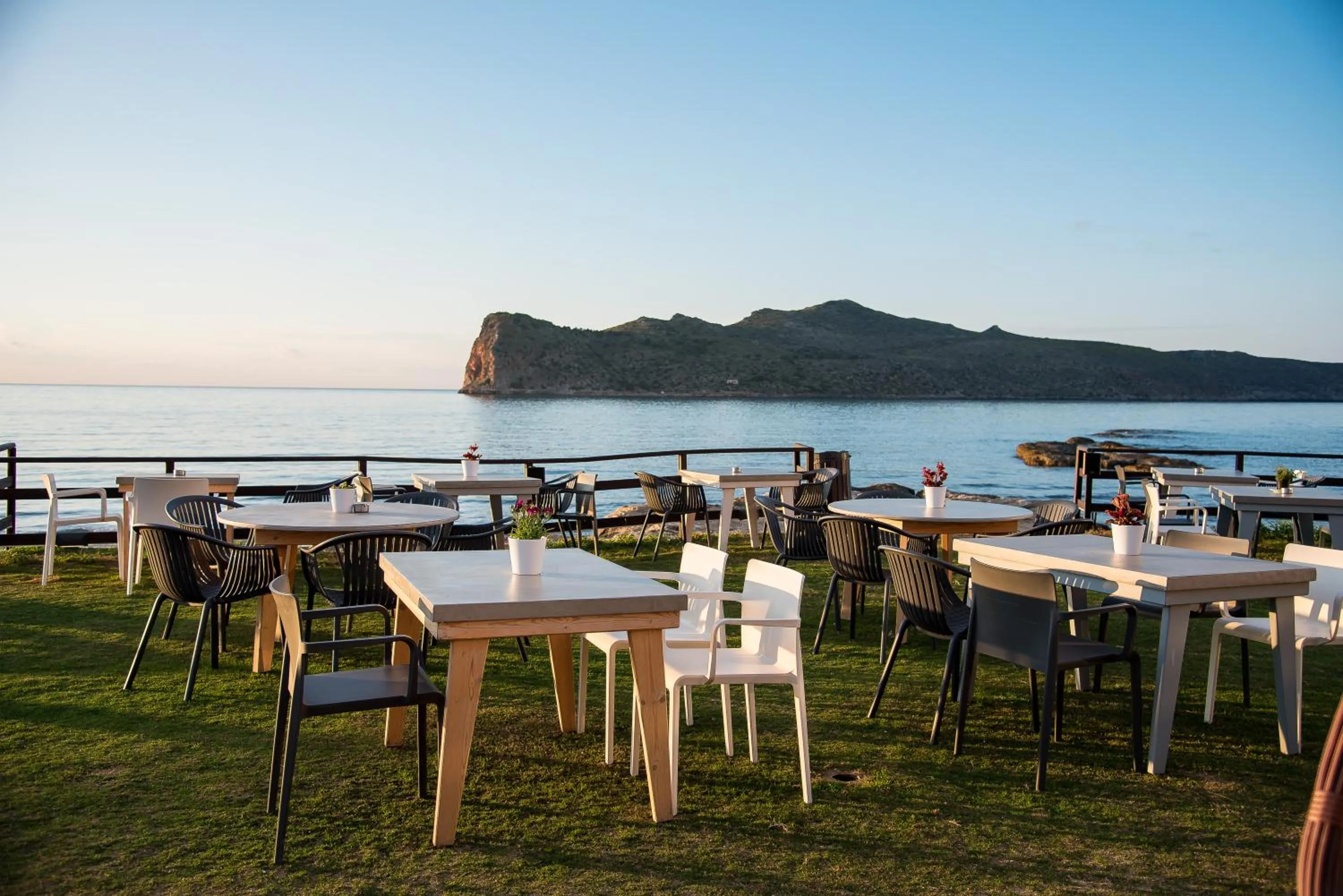 Restaurant/places to eat in Elia Agia Marina Hotel