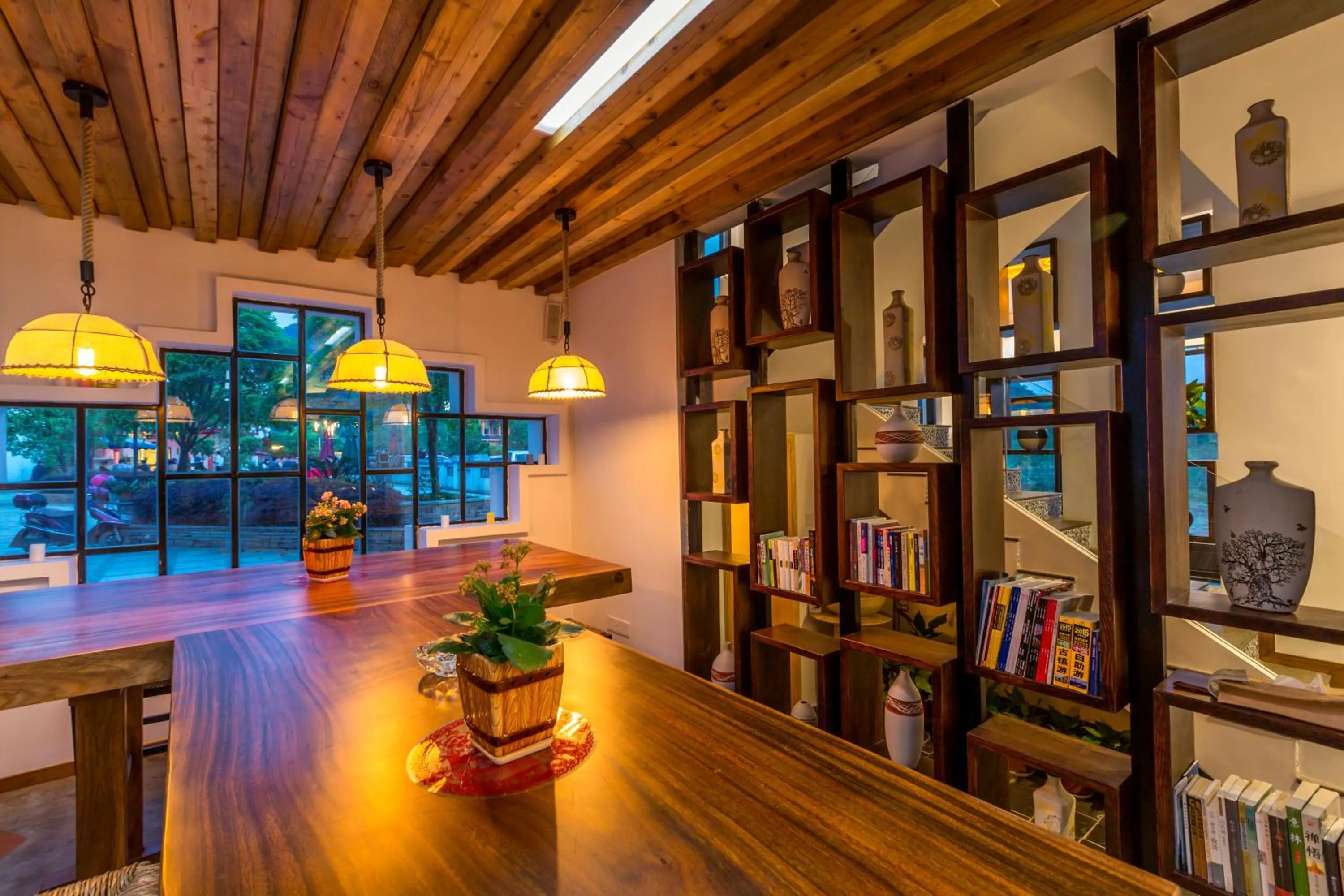 Lounge or bar in Moon Flower Hotel