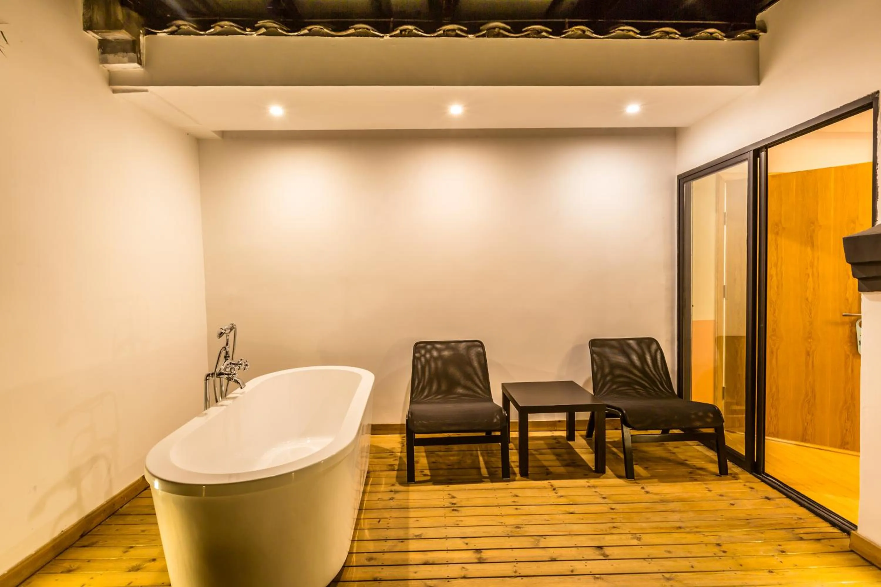 Balcony/Terrace in Moon Flower Hotel