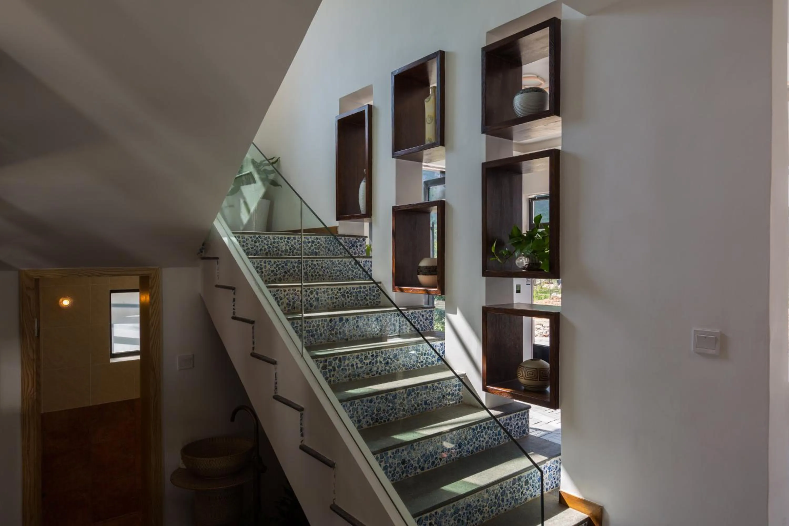 Library in Moon Flower Hotel