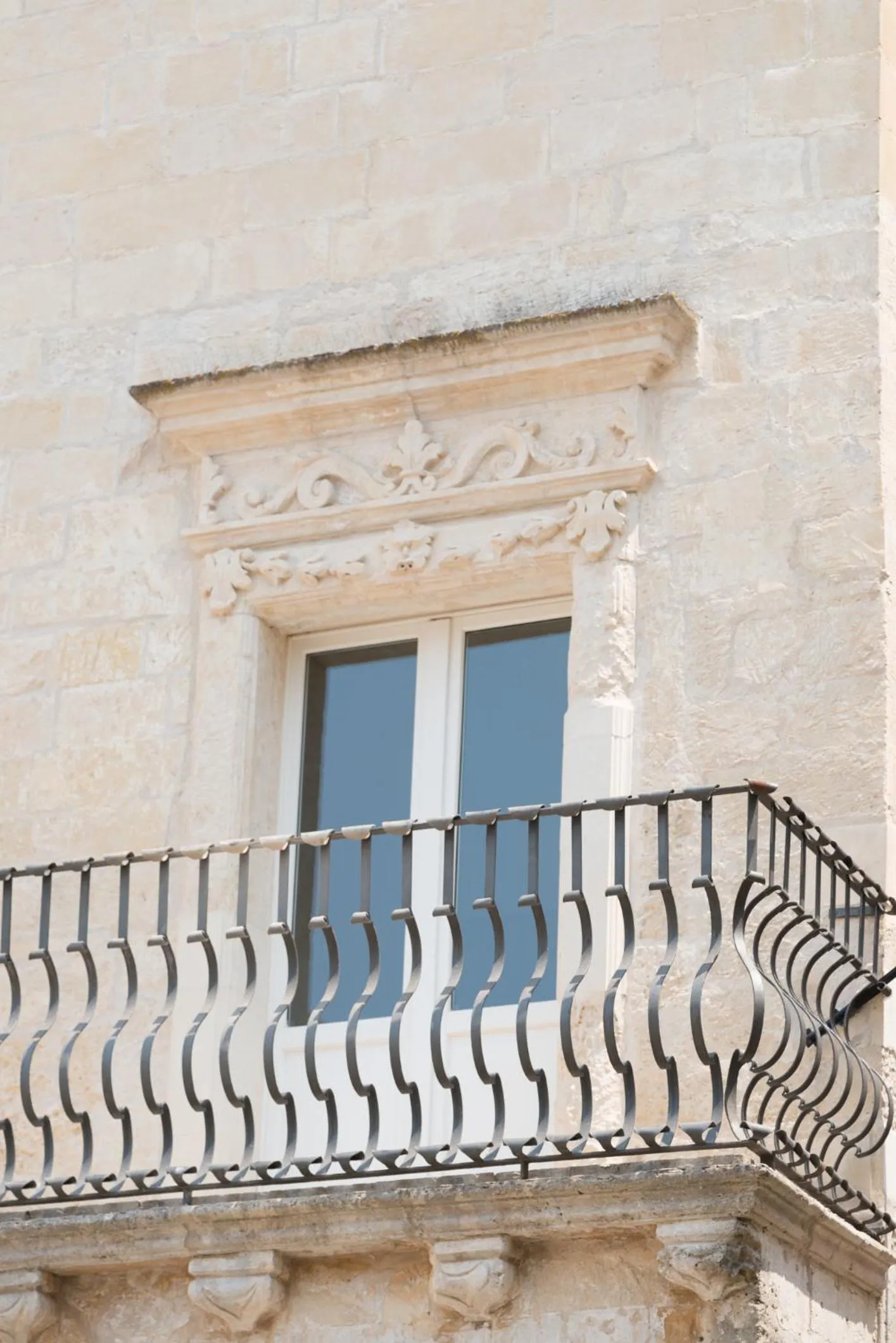 Decorative detail in Gatto Bianco La Dimora Storica