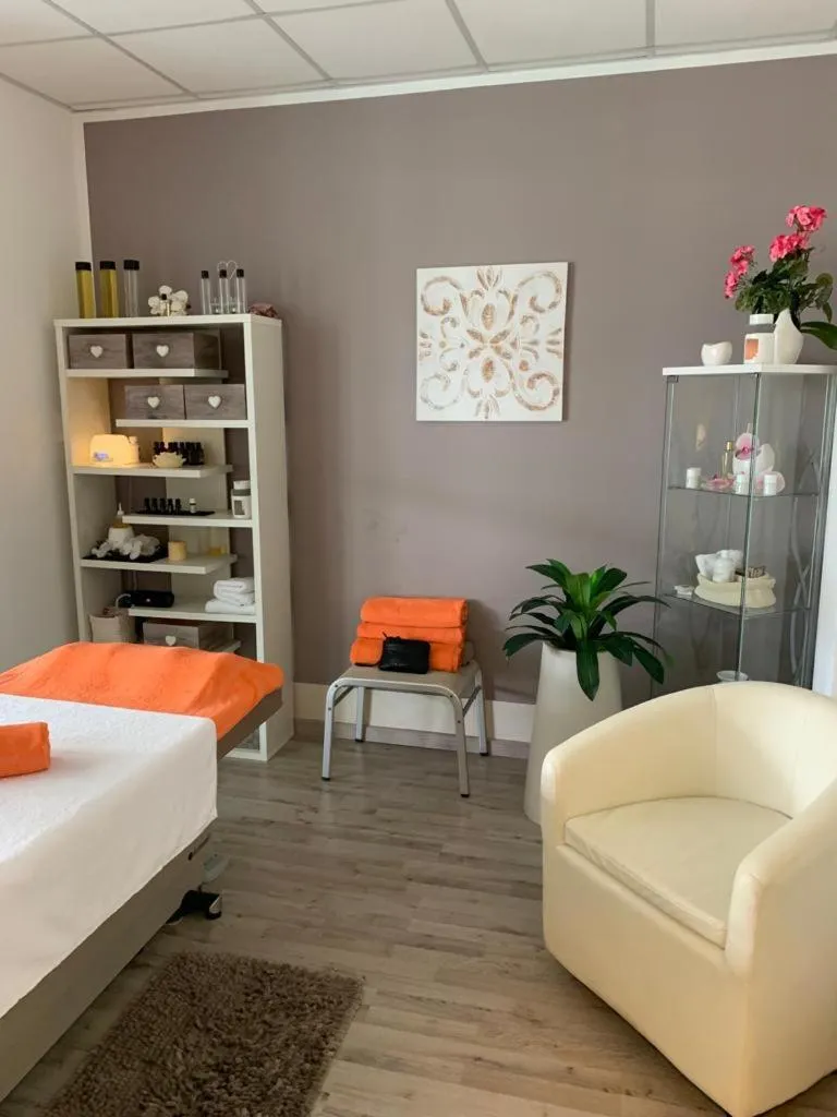 Hot Tub, Bed in Hotel Bella Lazise