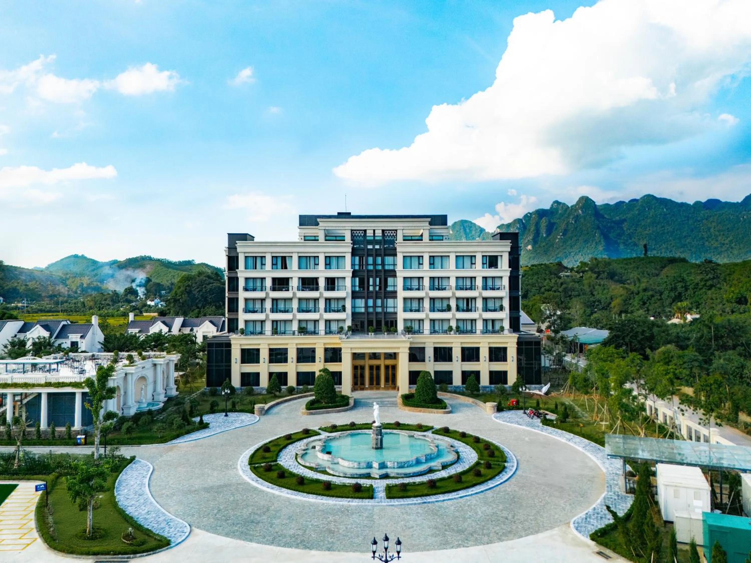 Property building in Venusgiti Hot Spring Resort & Spa