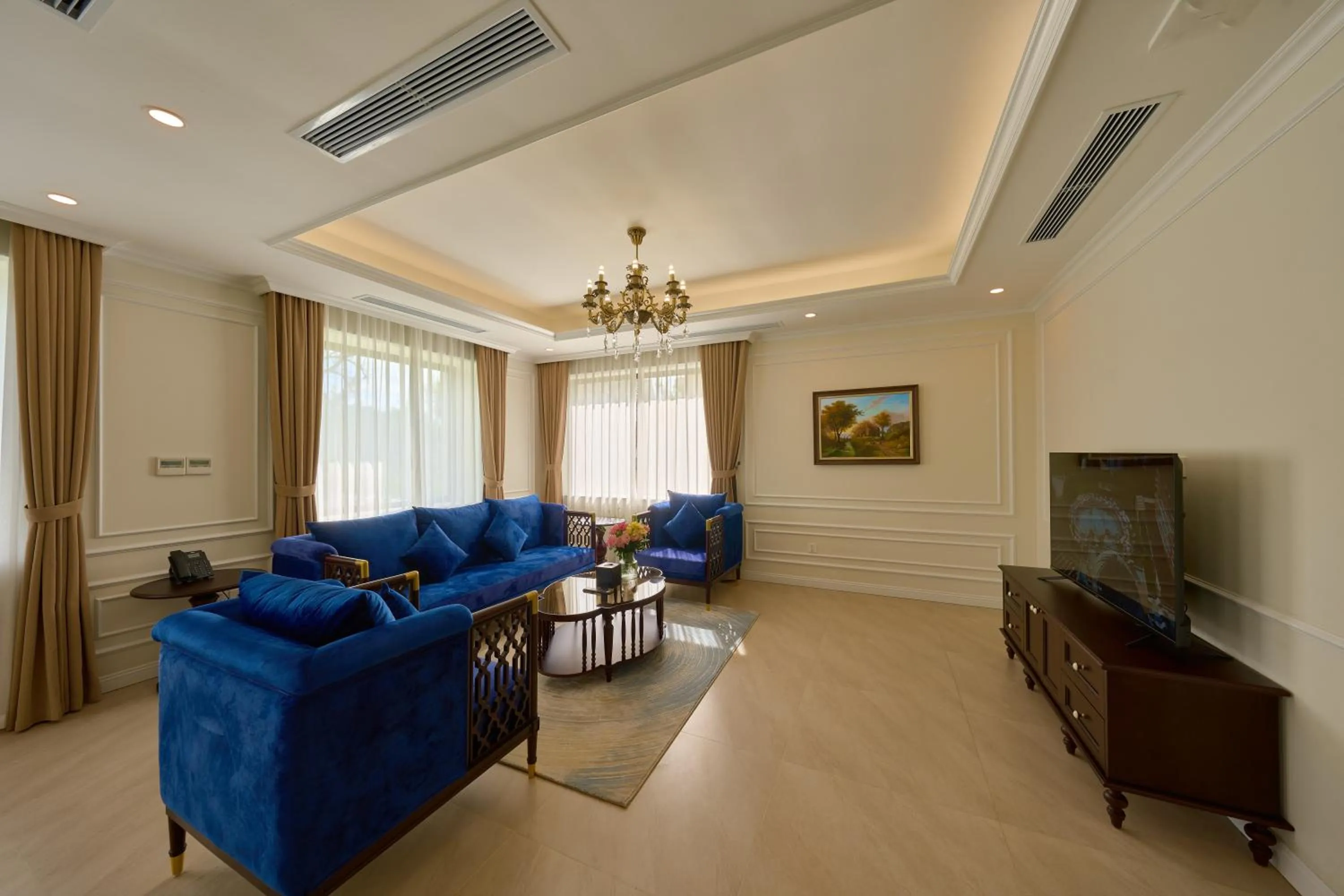 TV and multimedia in Venusgiti Hot Spring Resort & Spa