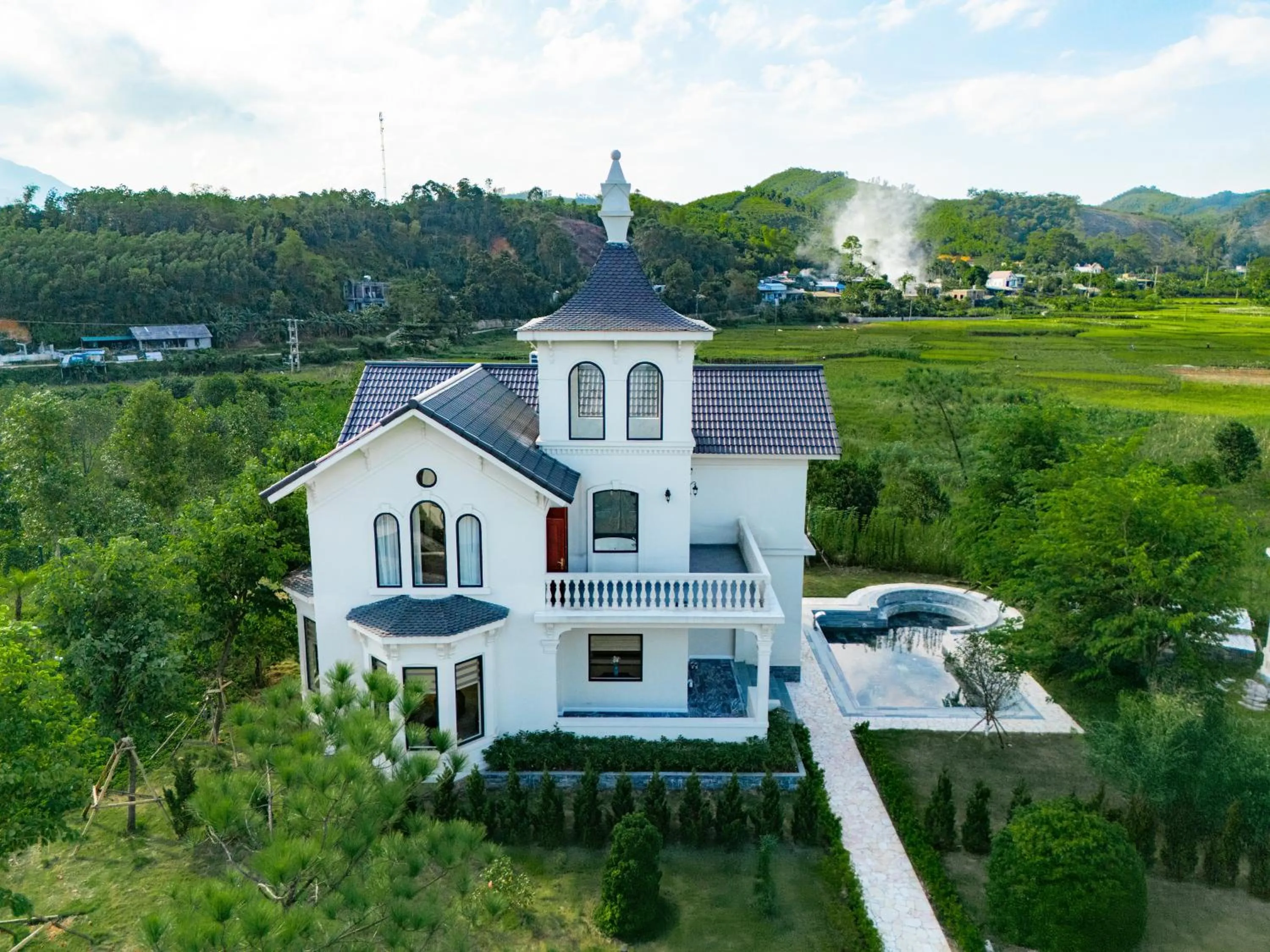 Property building in Venusgiti Hot Spring Resort & Spa