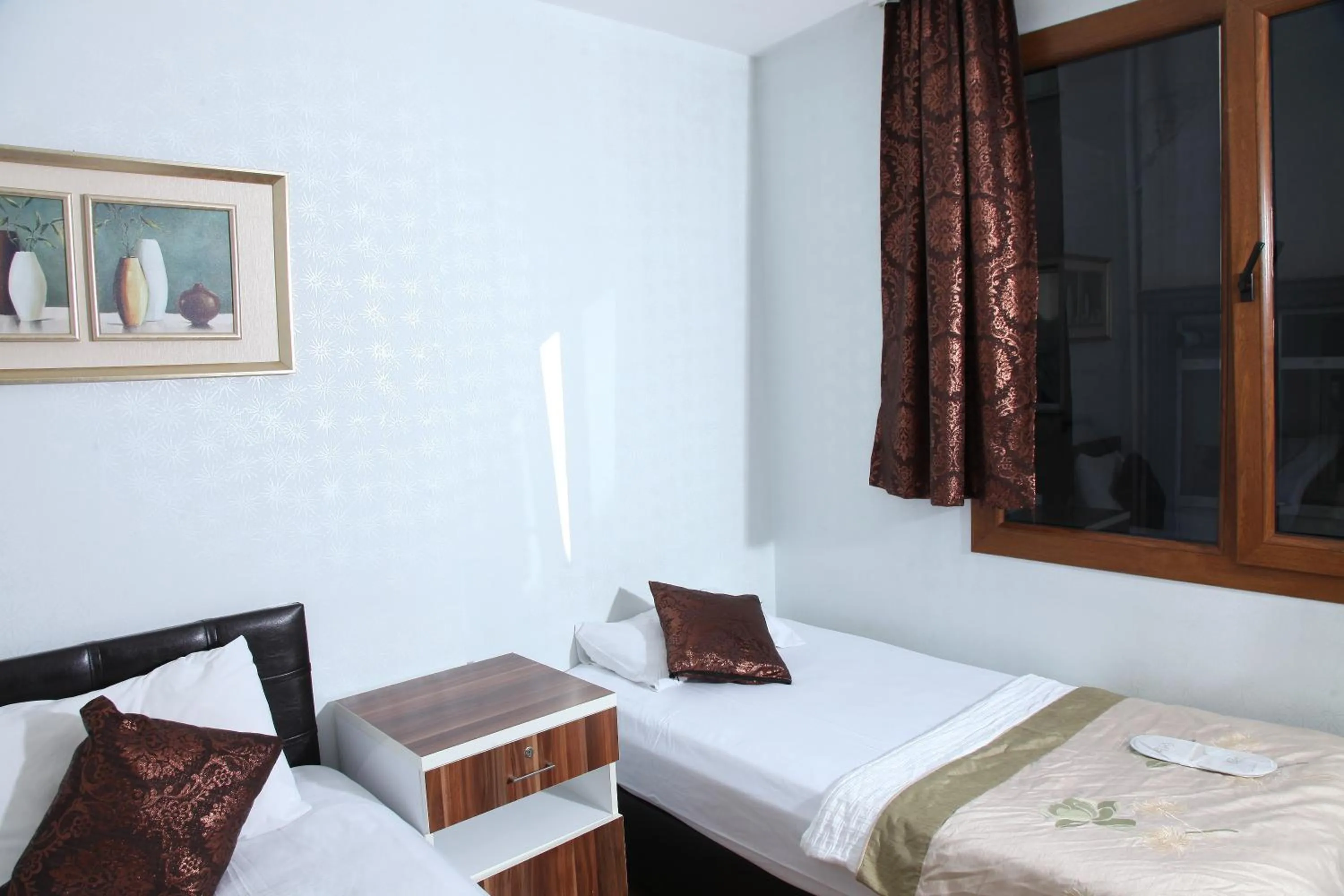 Bed in garden hill hotel