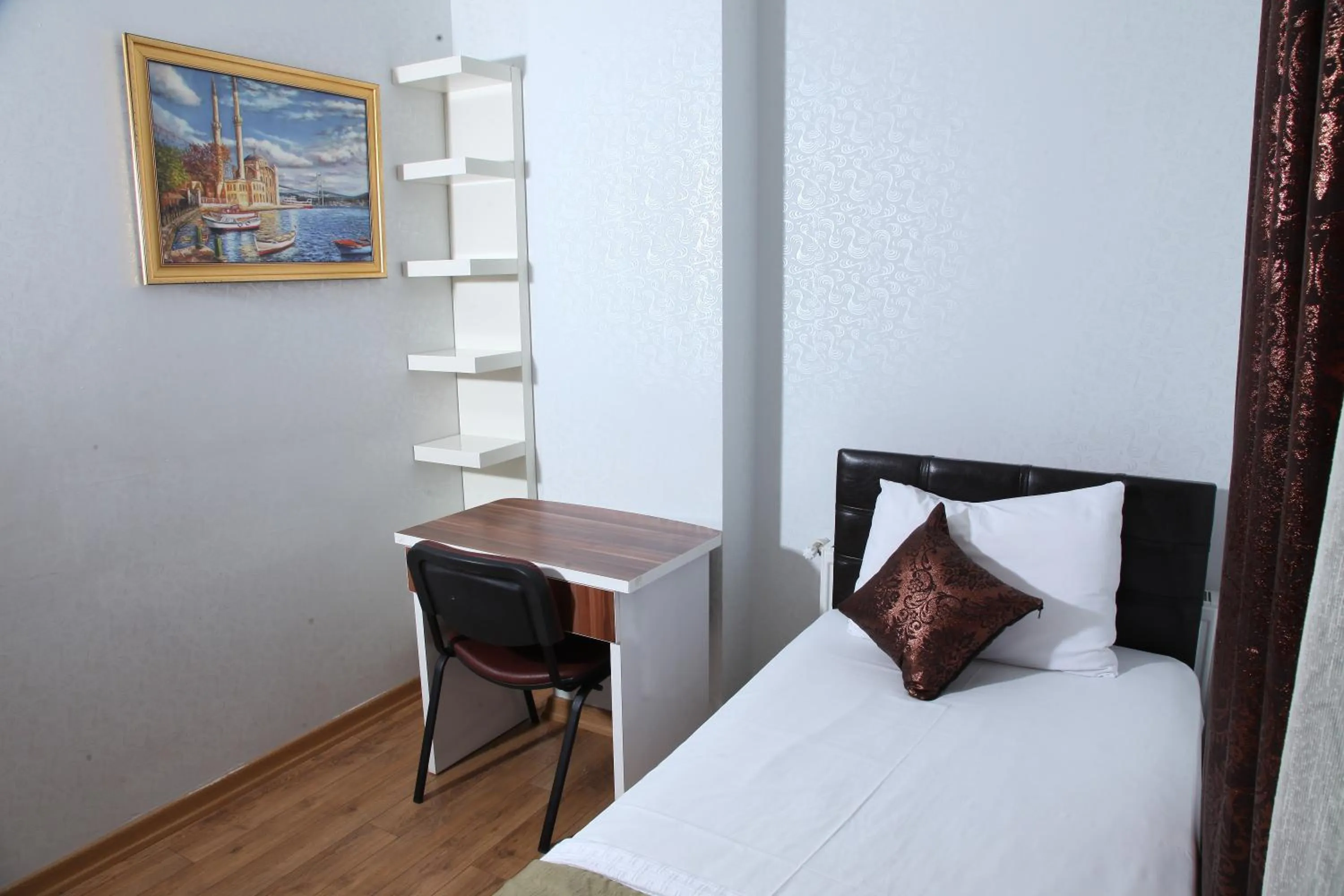 Bed in garden hill hotel