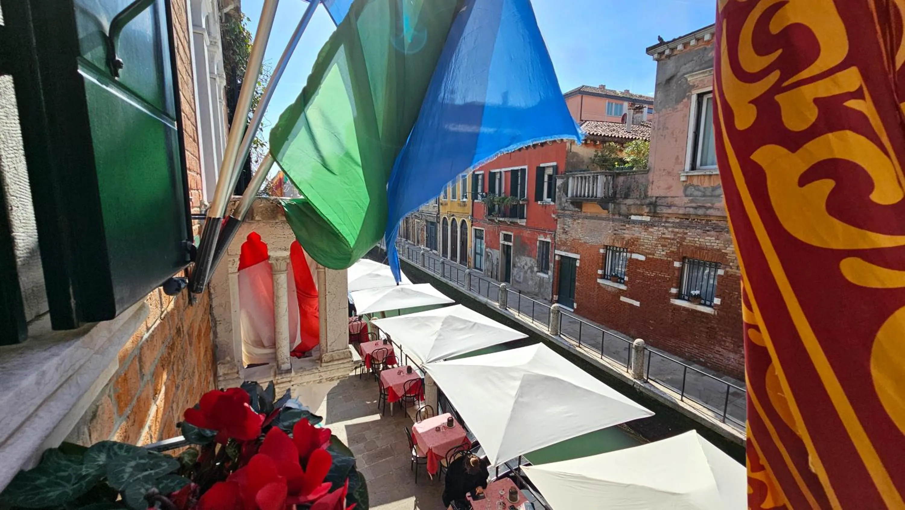 Property building in Messner Palace